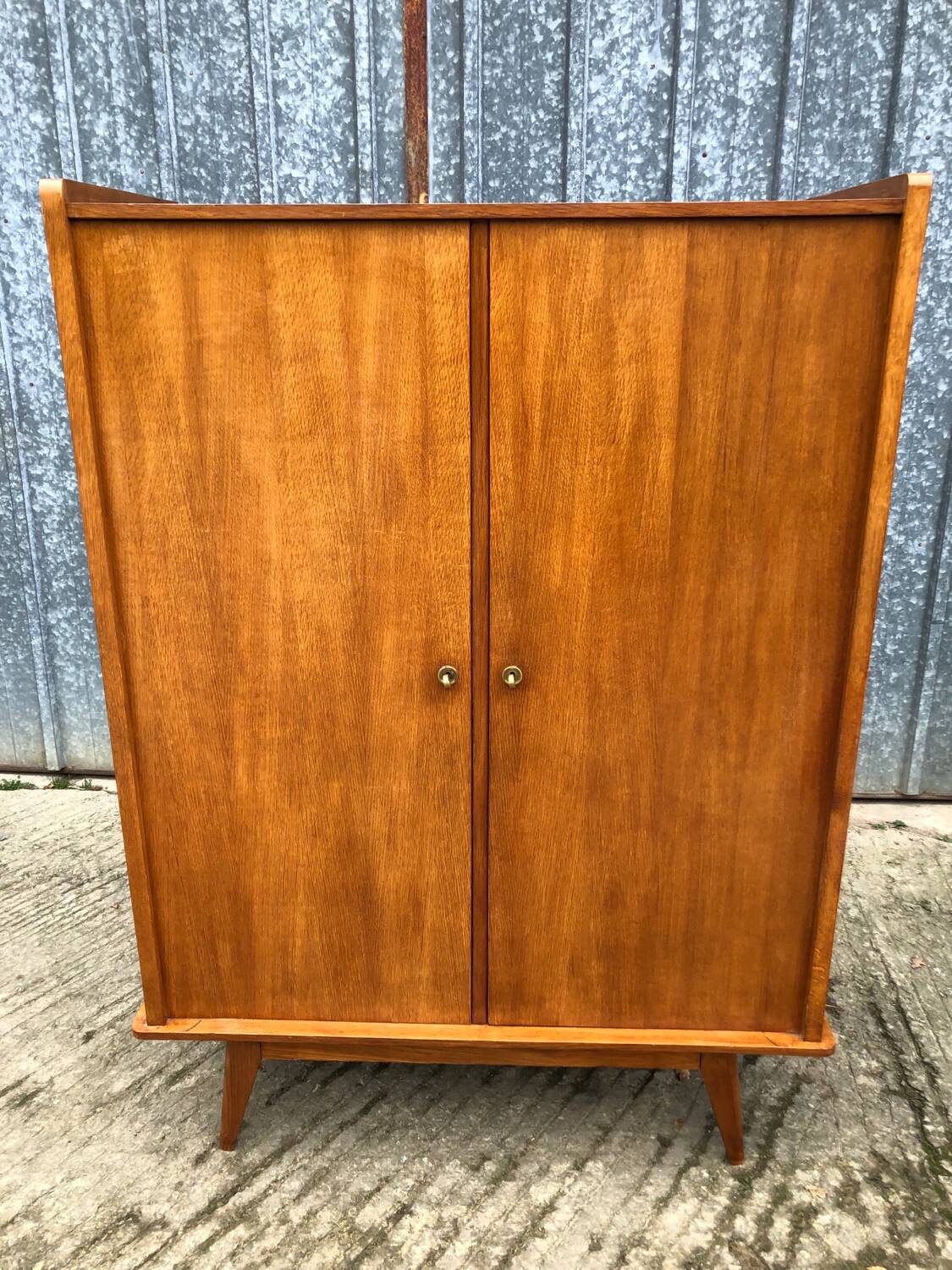 Vintage wardrobe with 2 doors and compass legs, made of oak plywood