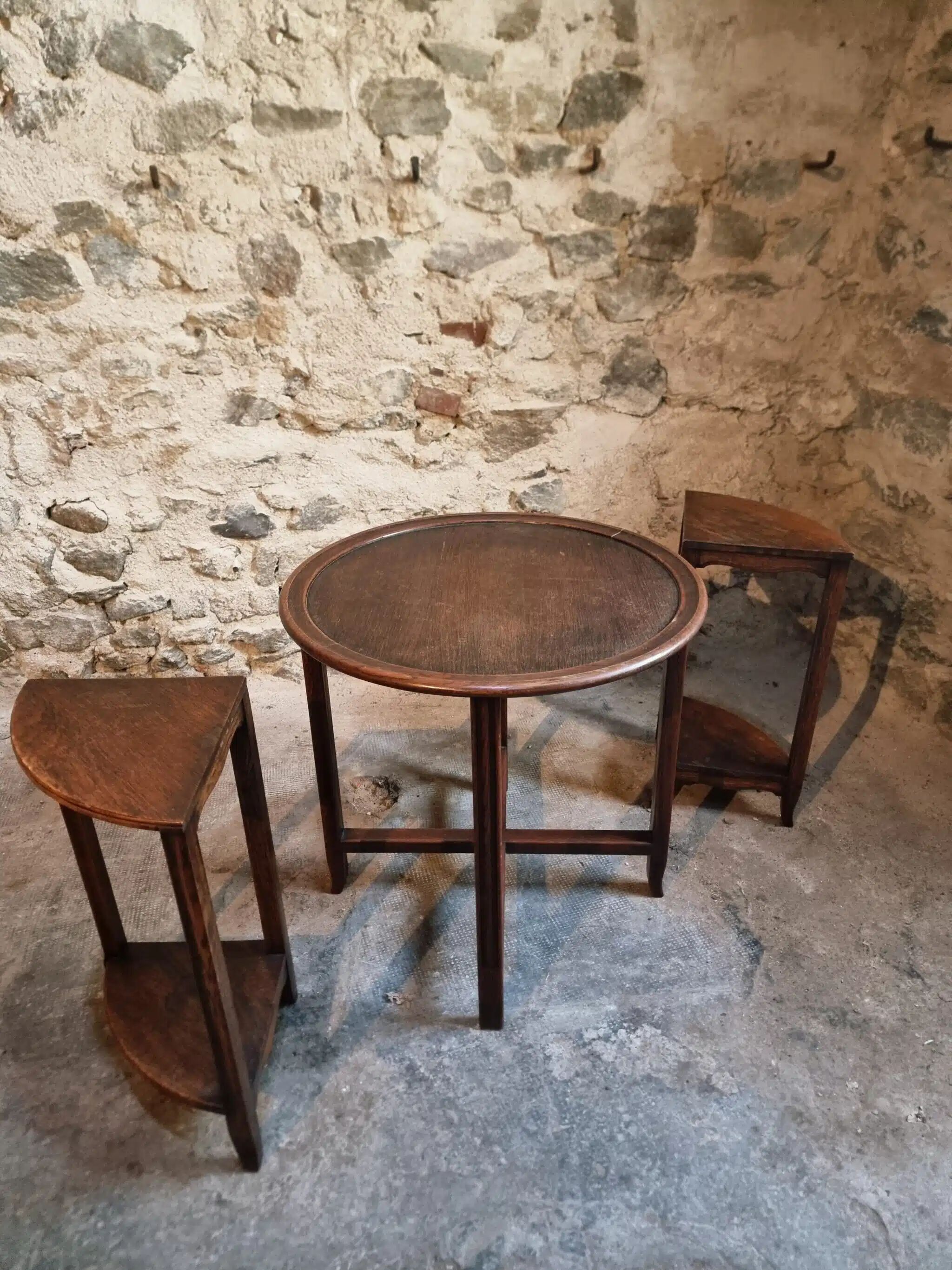 Vintage oak nesting tables set, round coffee table from the 1960s with two integrated side tables.
