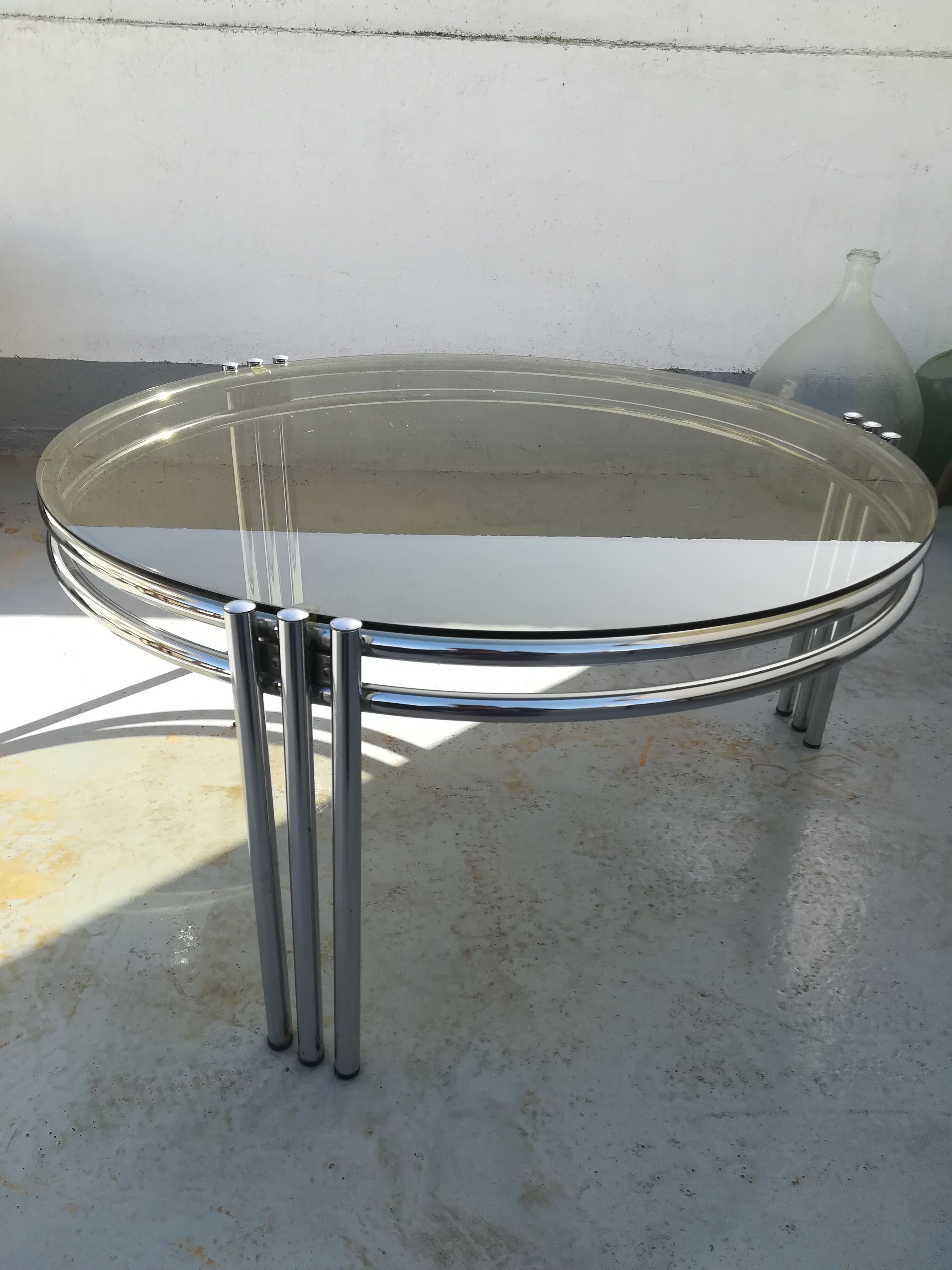 Coffee table in chrome steel and smokes glass 1970