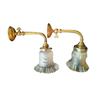 Pair of gilded bronze wall lamps and tulips - electrified gas beak lamps