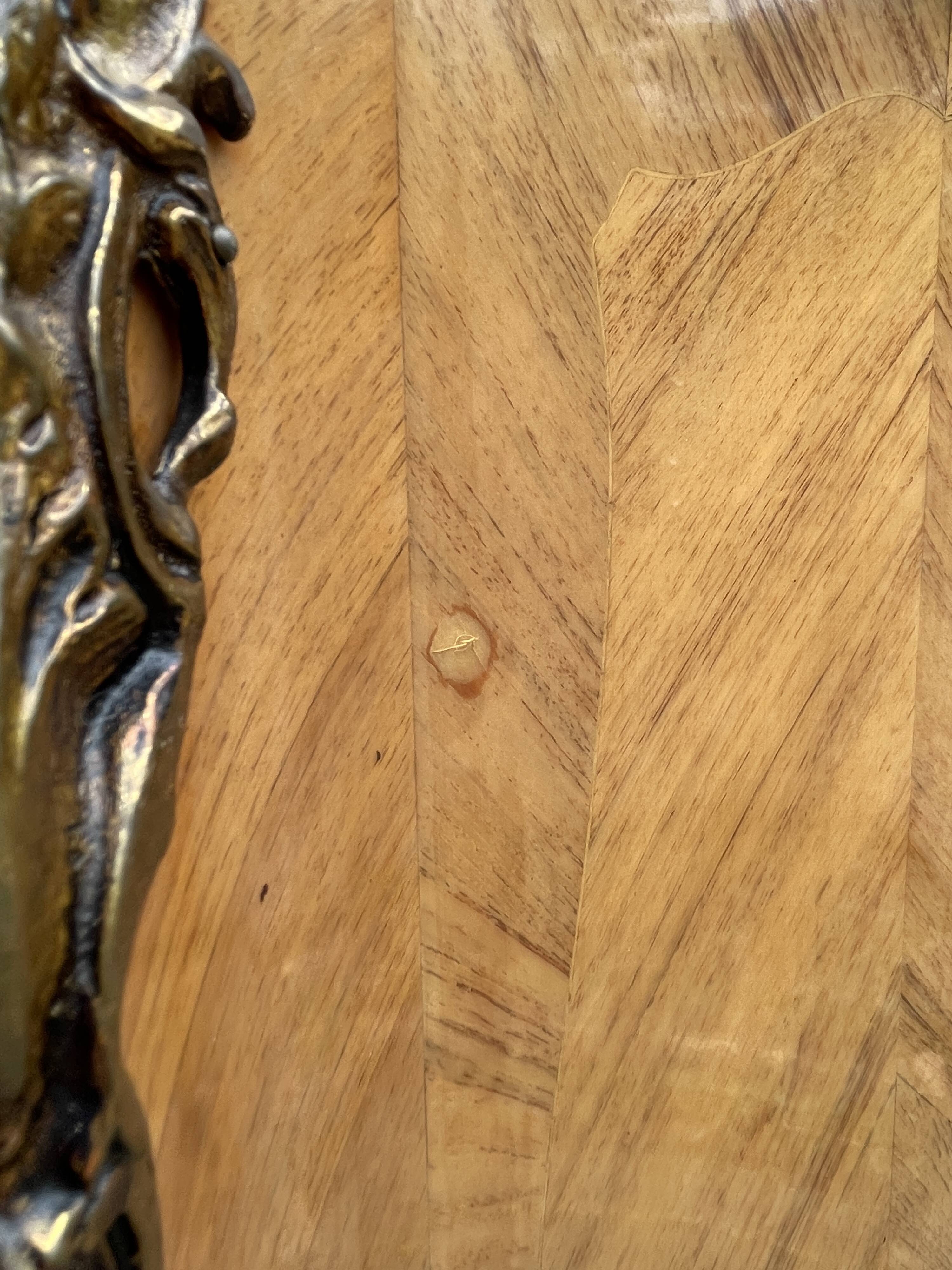 Louis XV style commode in marquetry, 20th century.