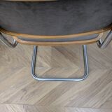 B32 chair by Marcel Breuer in fabric