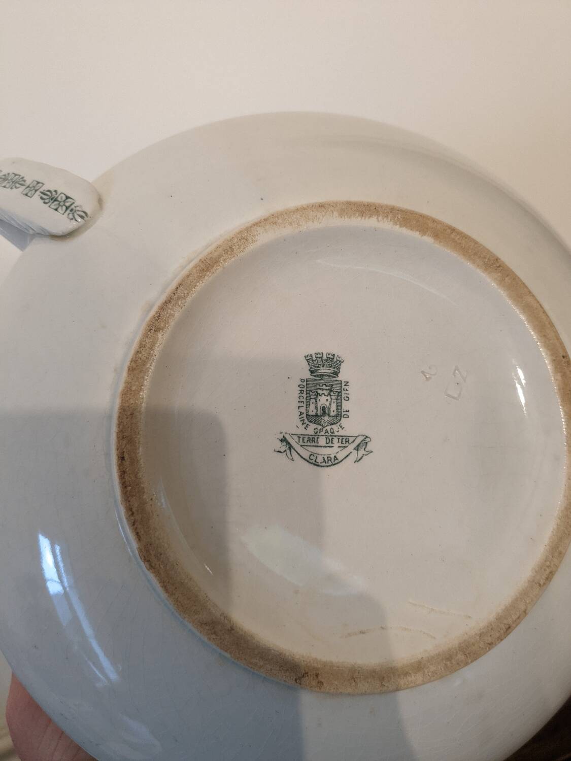Clara soup tureen, Gien iron earth