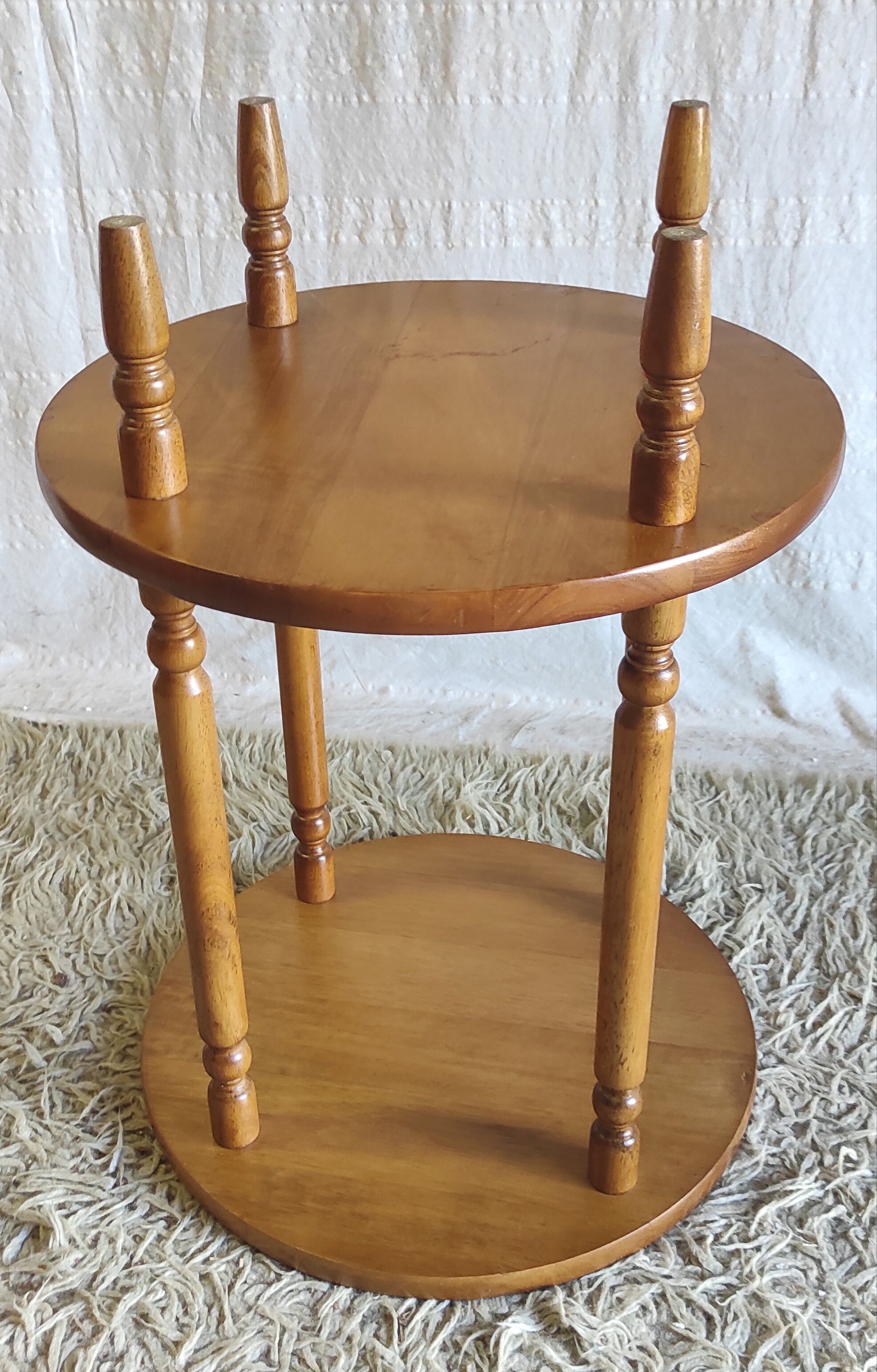 Table d'appoint ronde en bois massif - mid.XXeme
