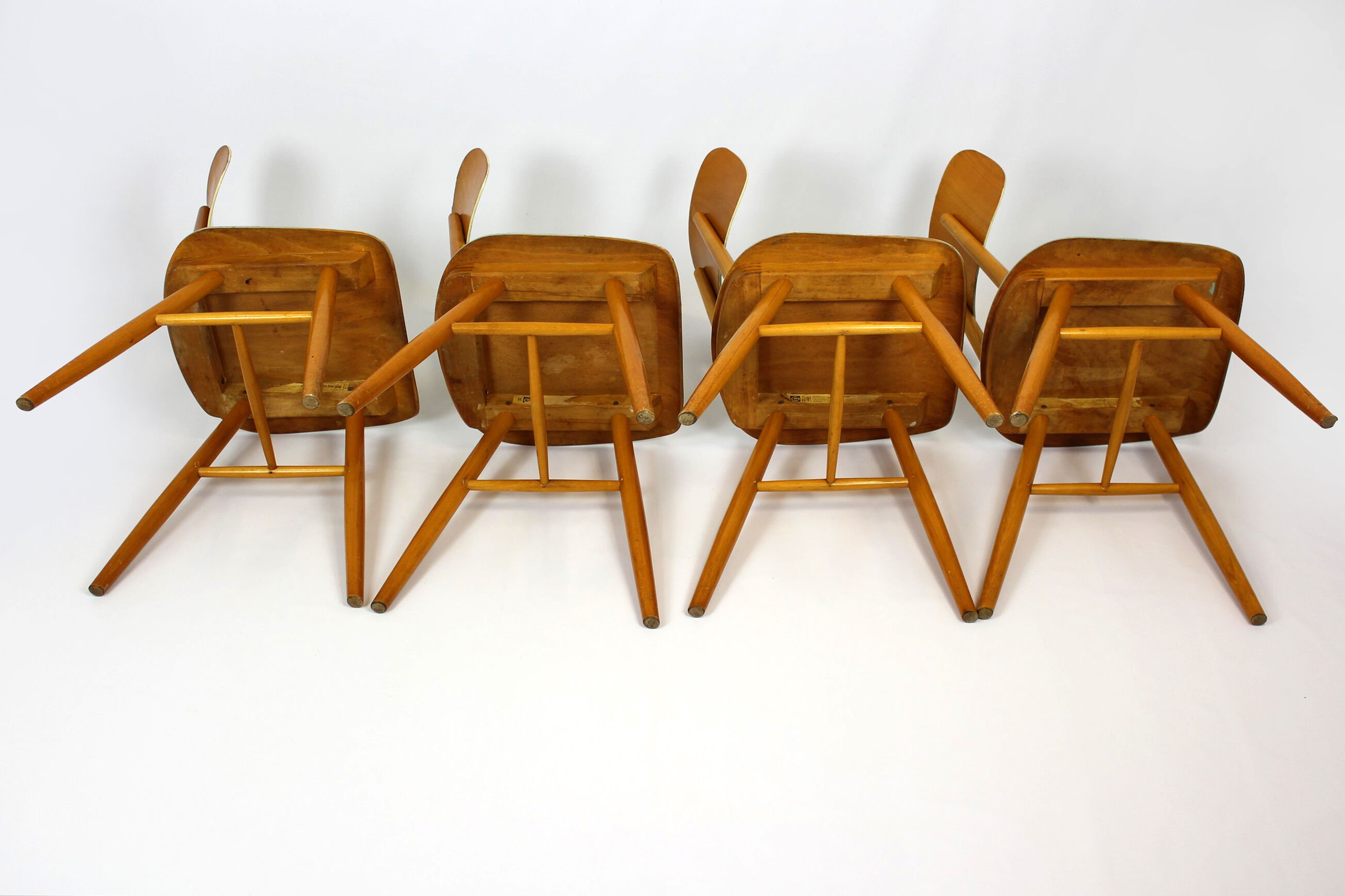 Chaises de salle à manger vintage en bois de Ton, 1971