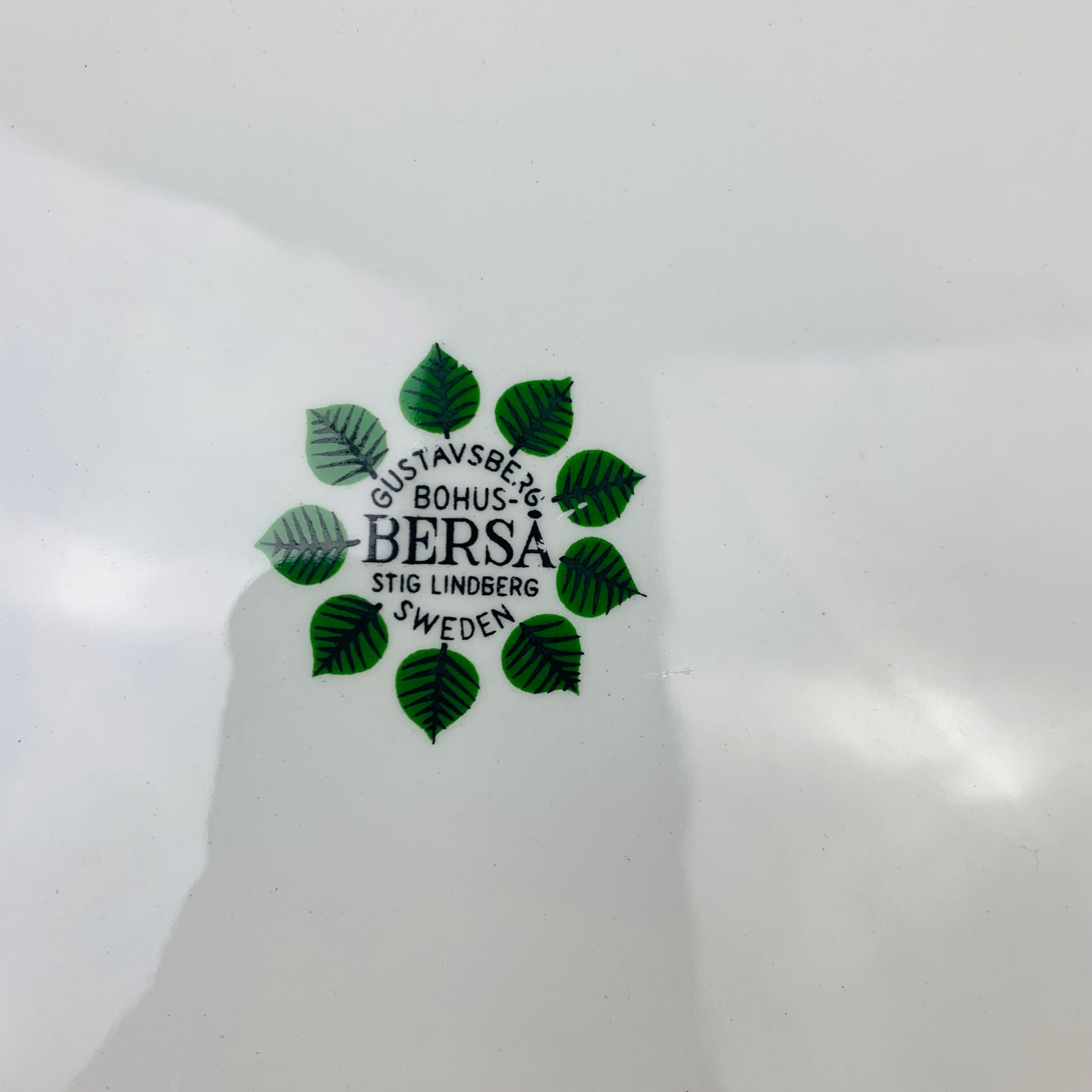 Bersa dish by Stig Lindberg for Gustavsberg