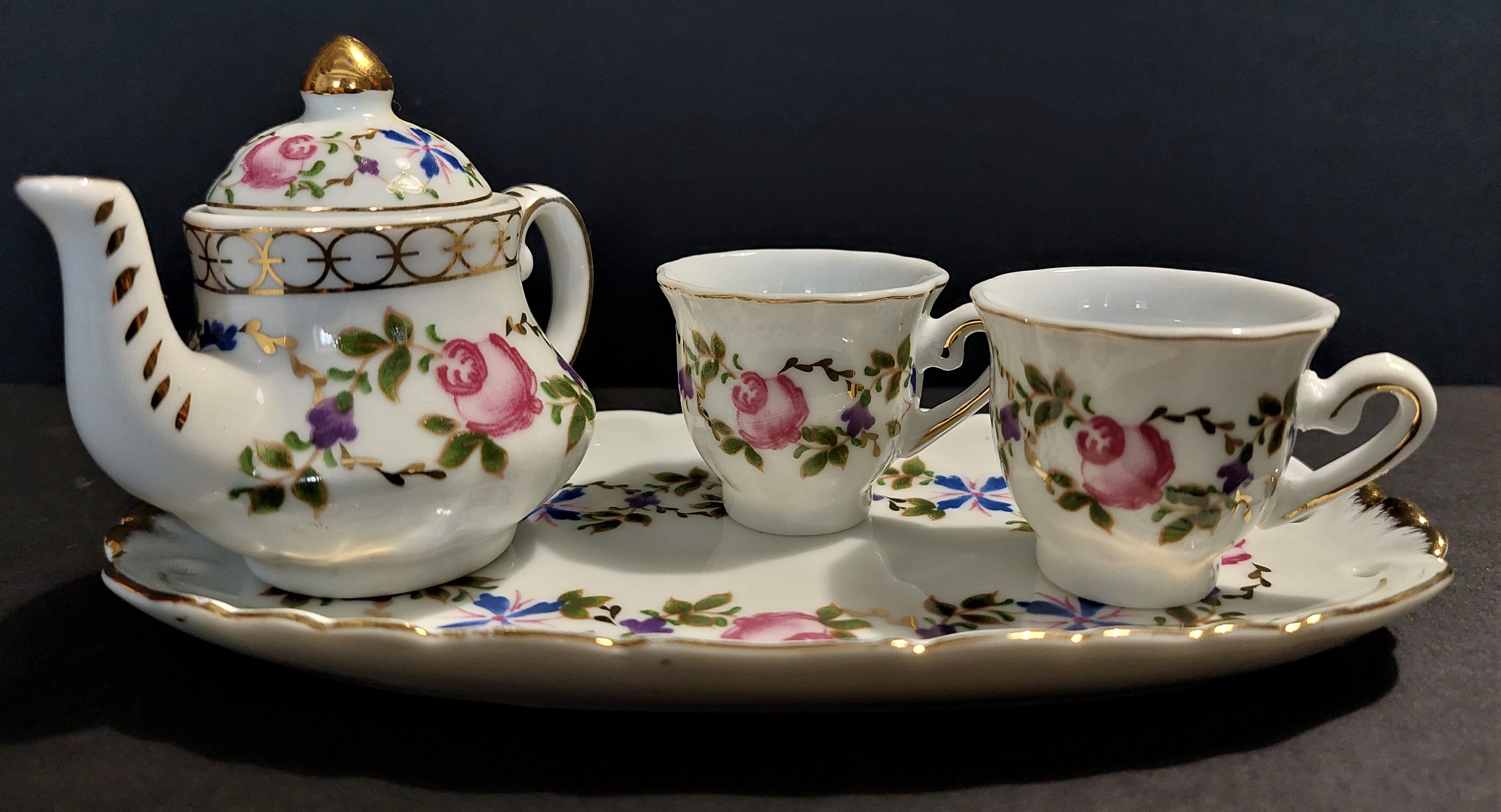 Dinette ancienne porcelaine Foreign - Collection