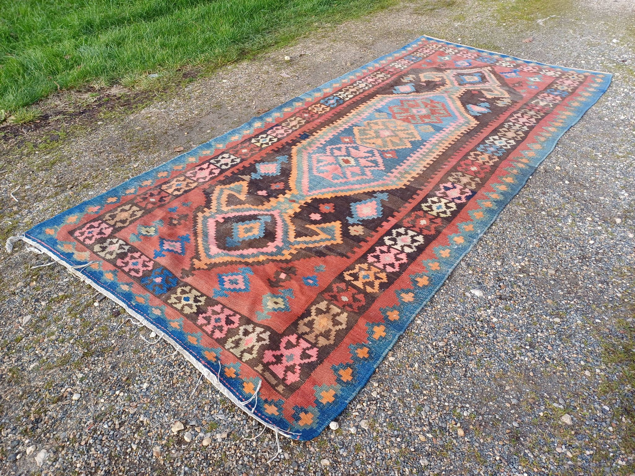 Hand Knotted Persian Rug