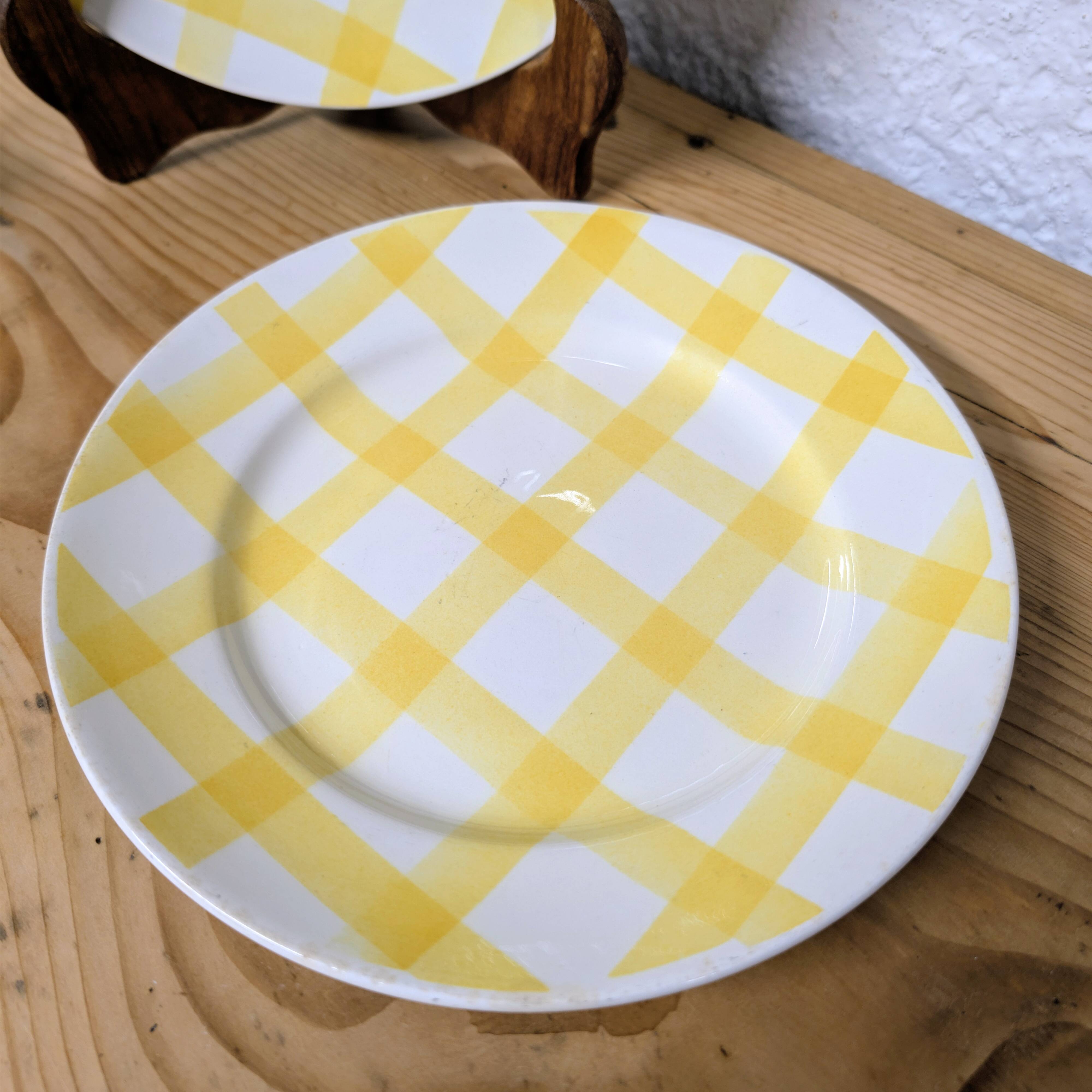 Moulin des Loups & Hamage plate - tablecloth model