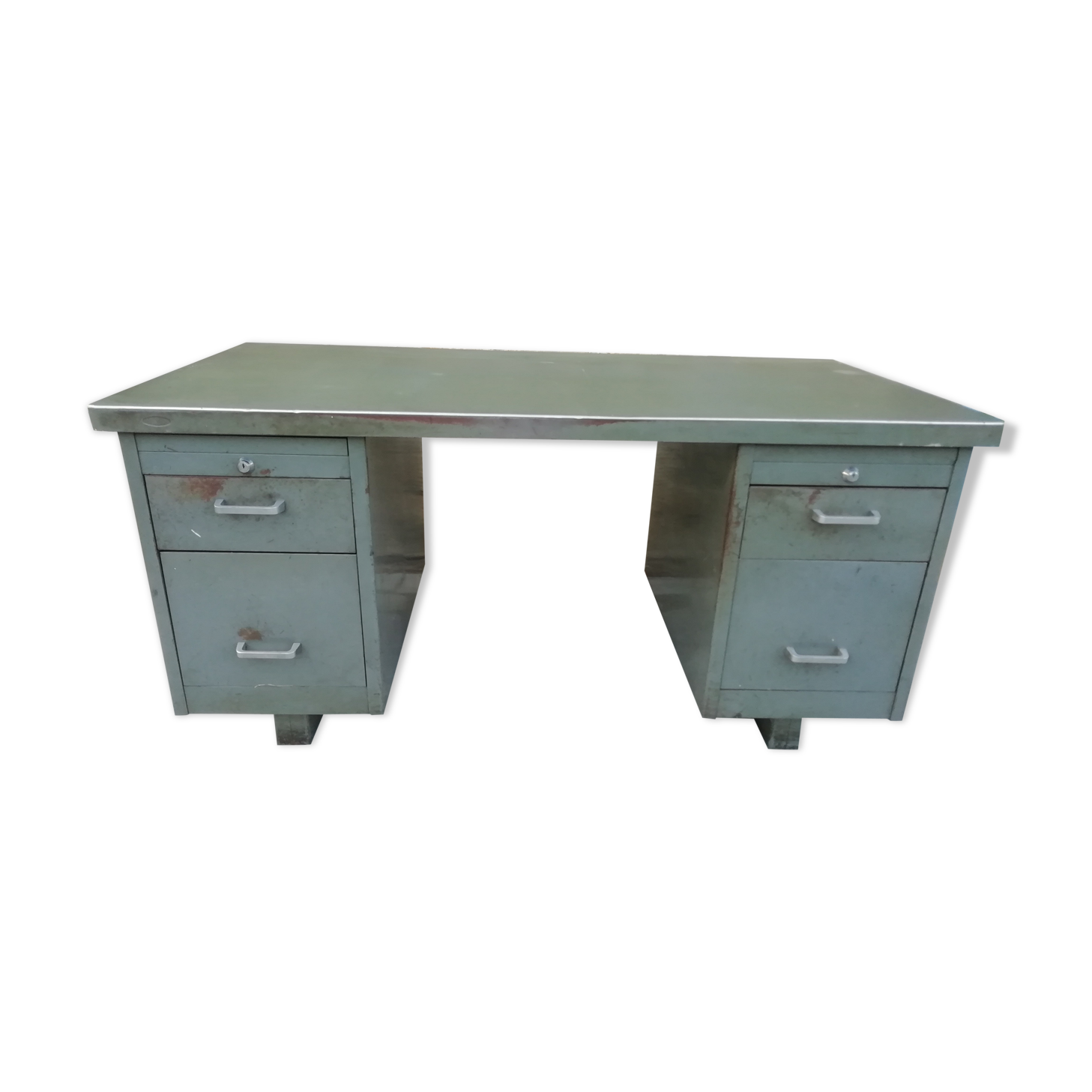 Strafor metal desk, 50-year-long chair