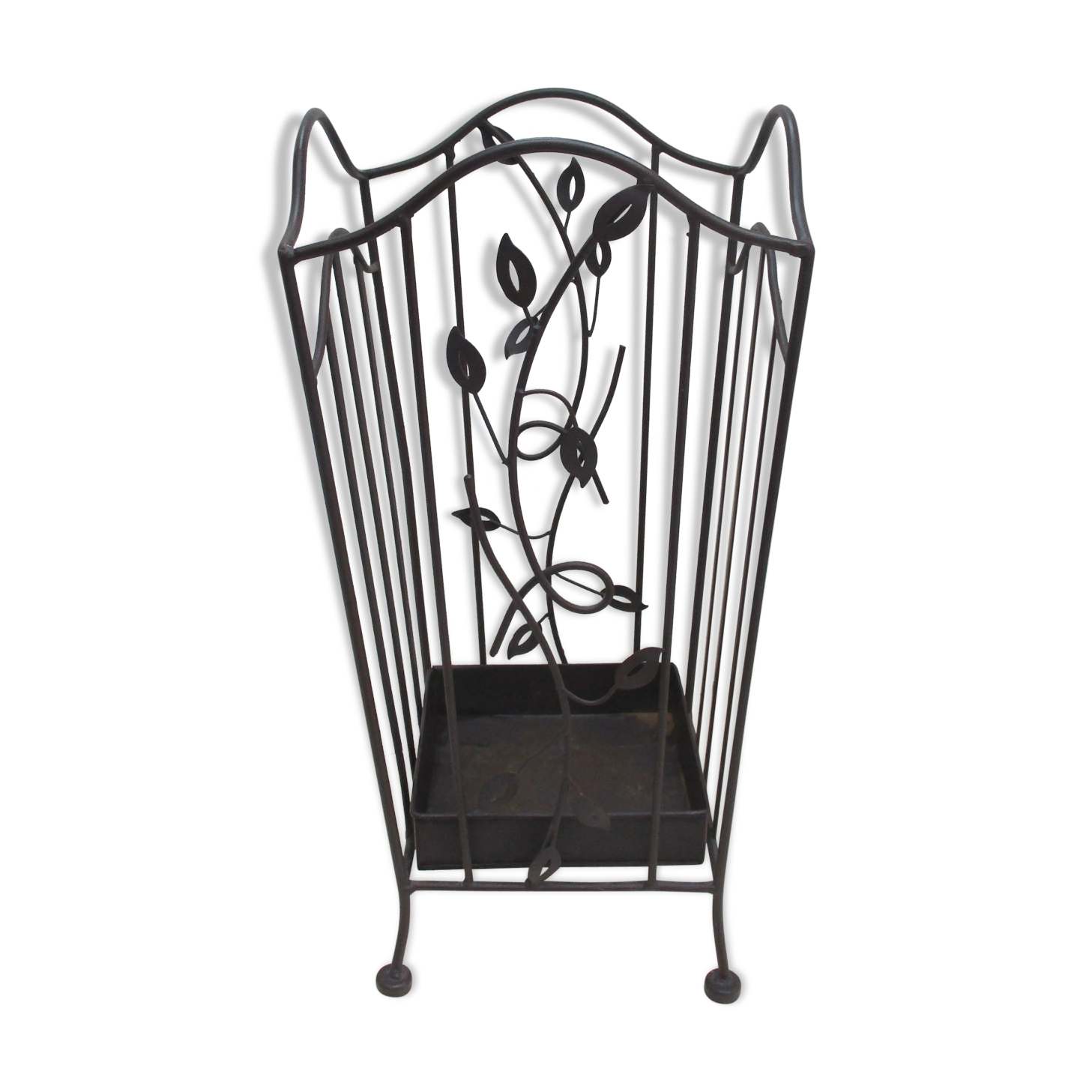 Wrought iron umbrella holder