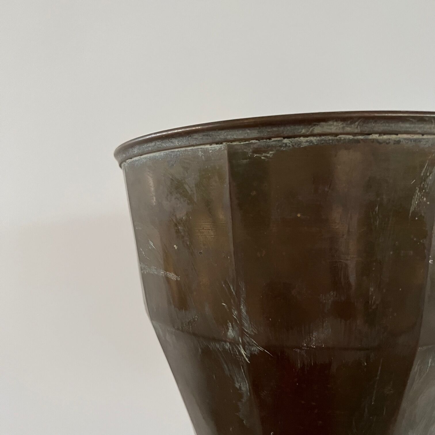 English mid-century brass floor lamp uplighter