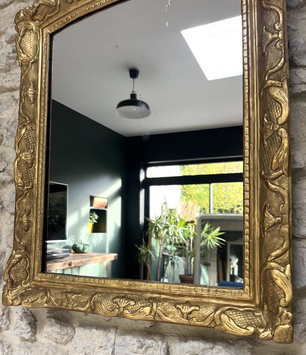 Antique mirror 89/60.5cm 19th century Regency style gilded with gold leaf, mercury glass.