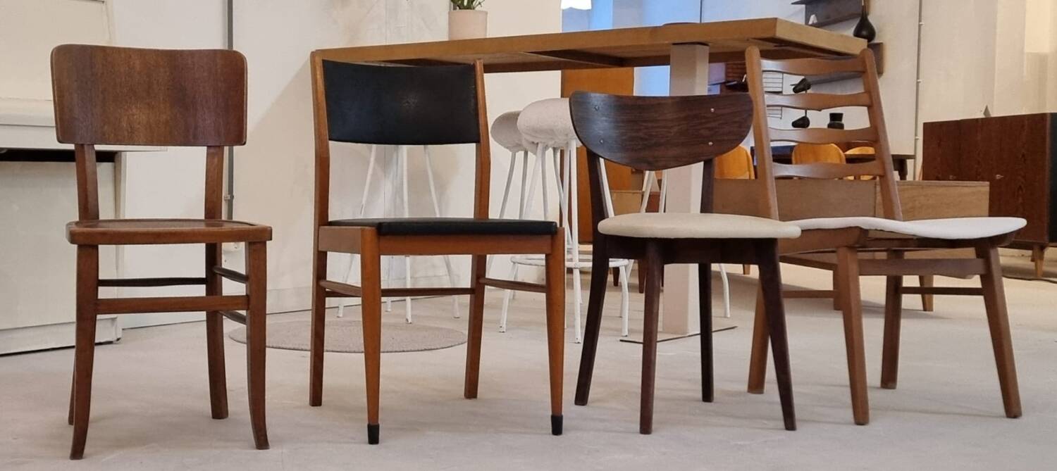 Chaises du milieu du siècle
