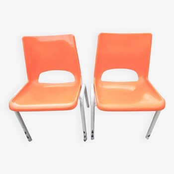 Paire de chaises orange enfant