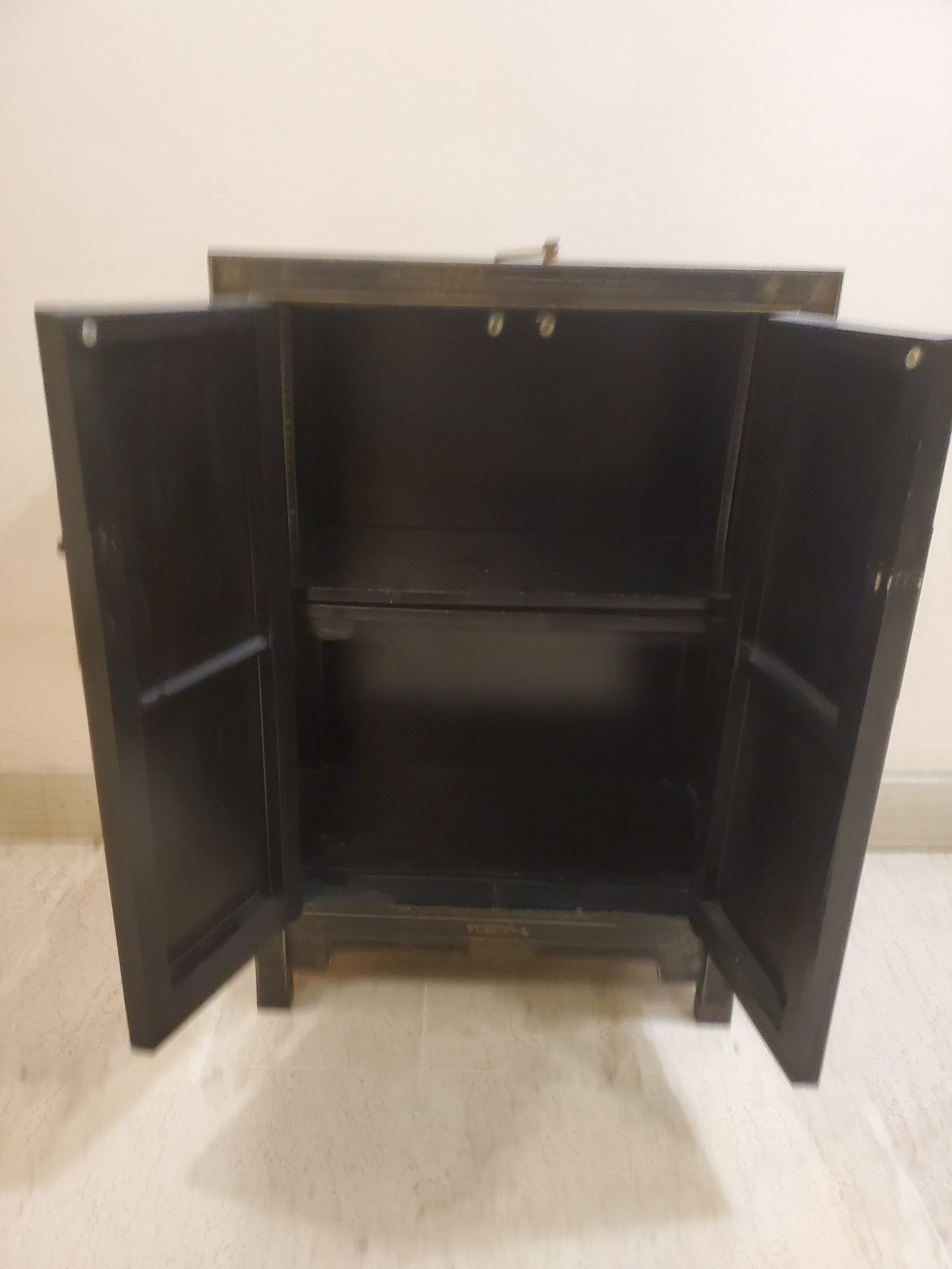 Bedside cabinet 2 doors