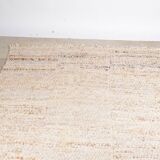 Tapis en laine beige vintage