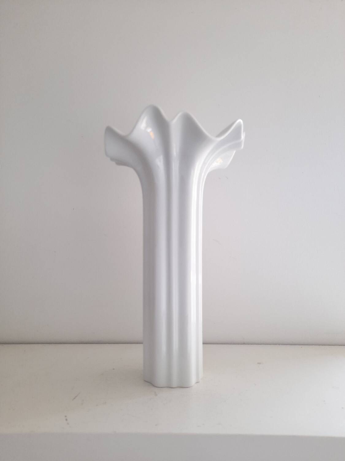 Hutschenreuther white porcelain vase