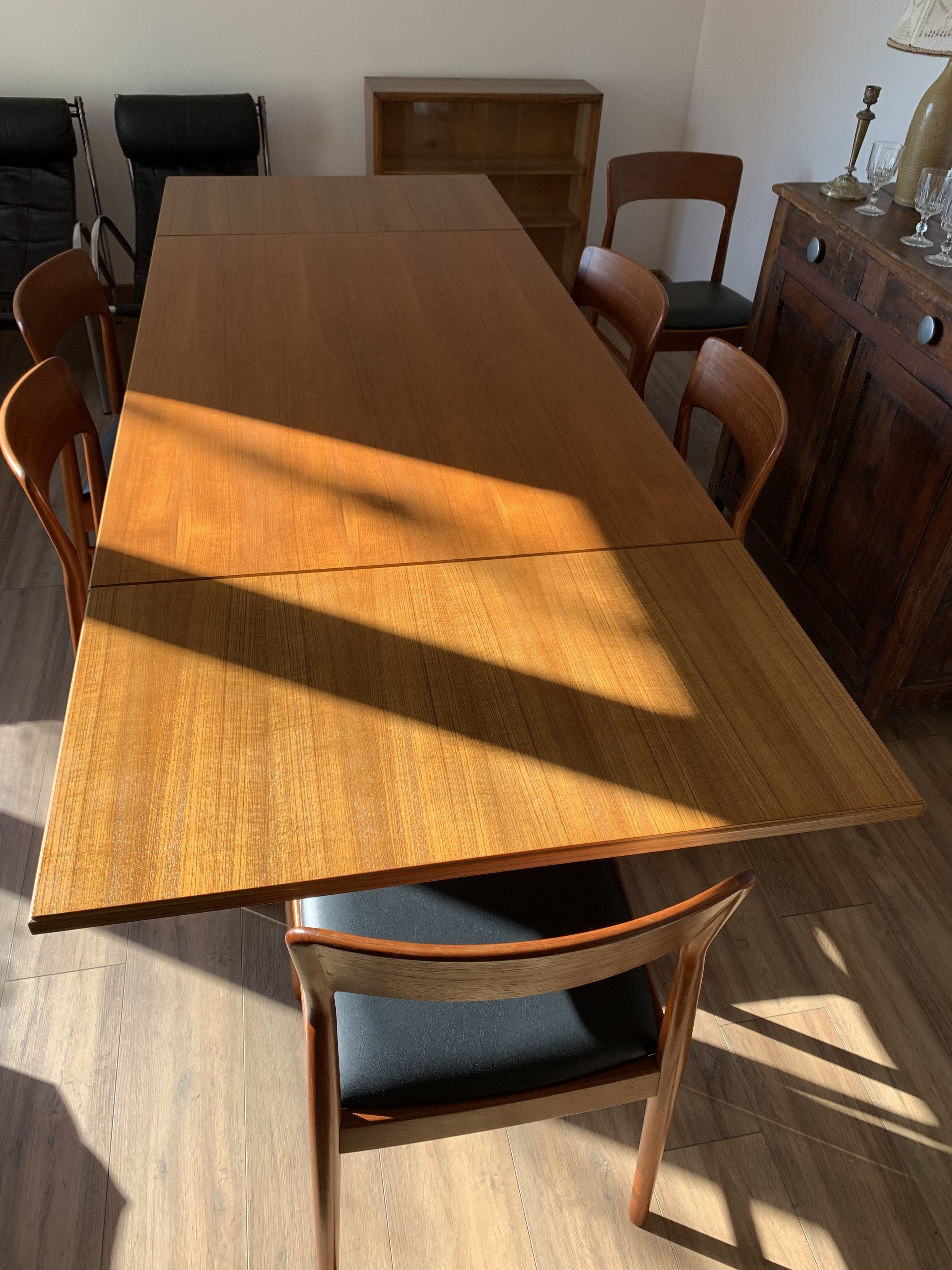 Dining room table "wallet" - 2M40 unfolded