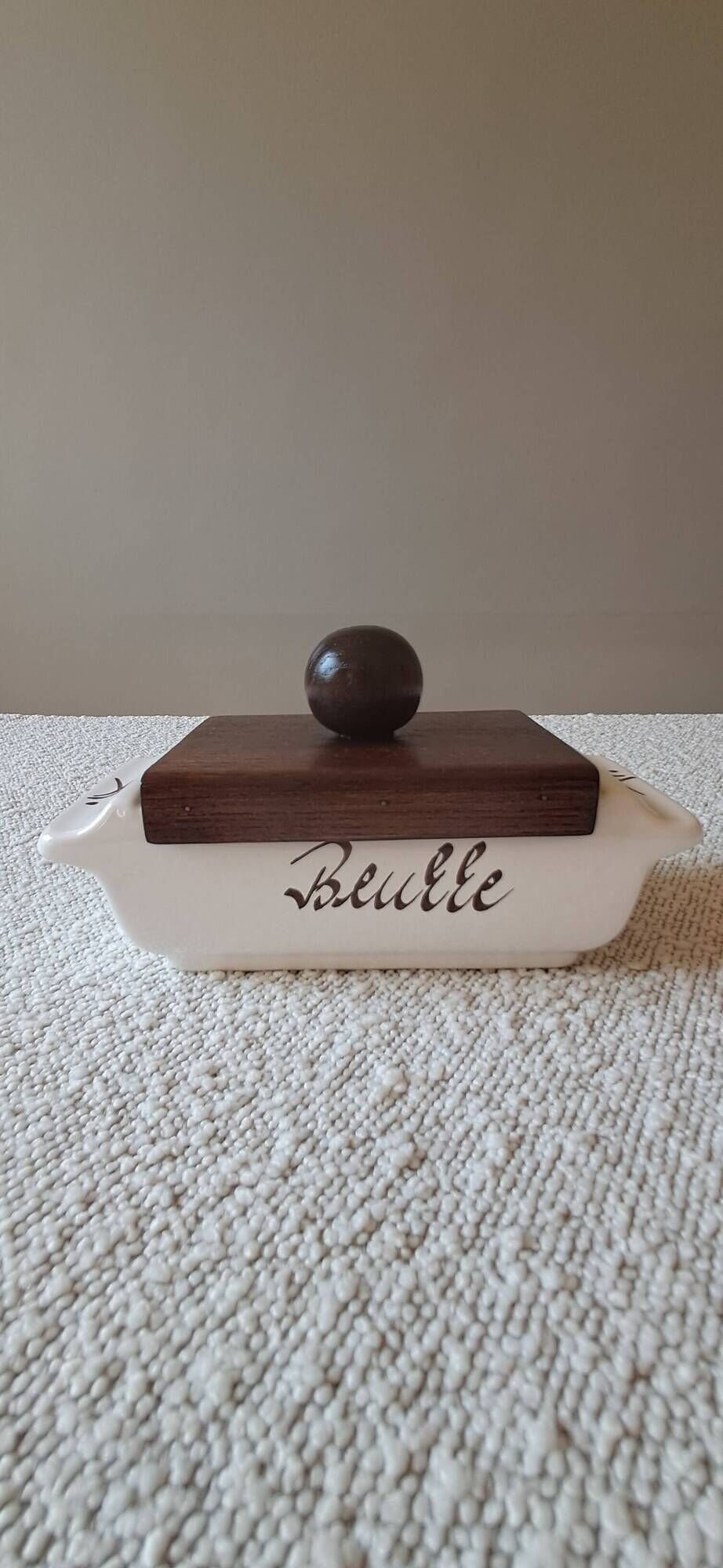 Vintage butter dish from the 1980s.