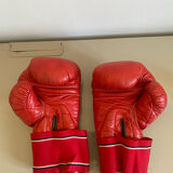 Boxing gloves