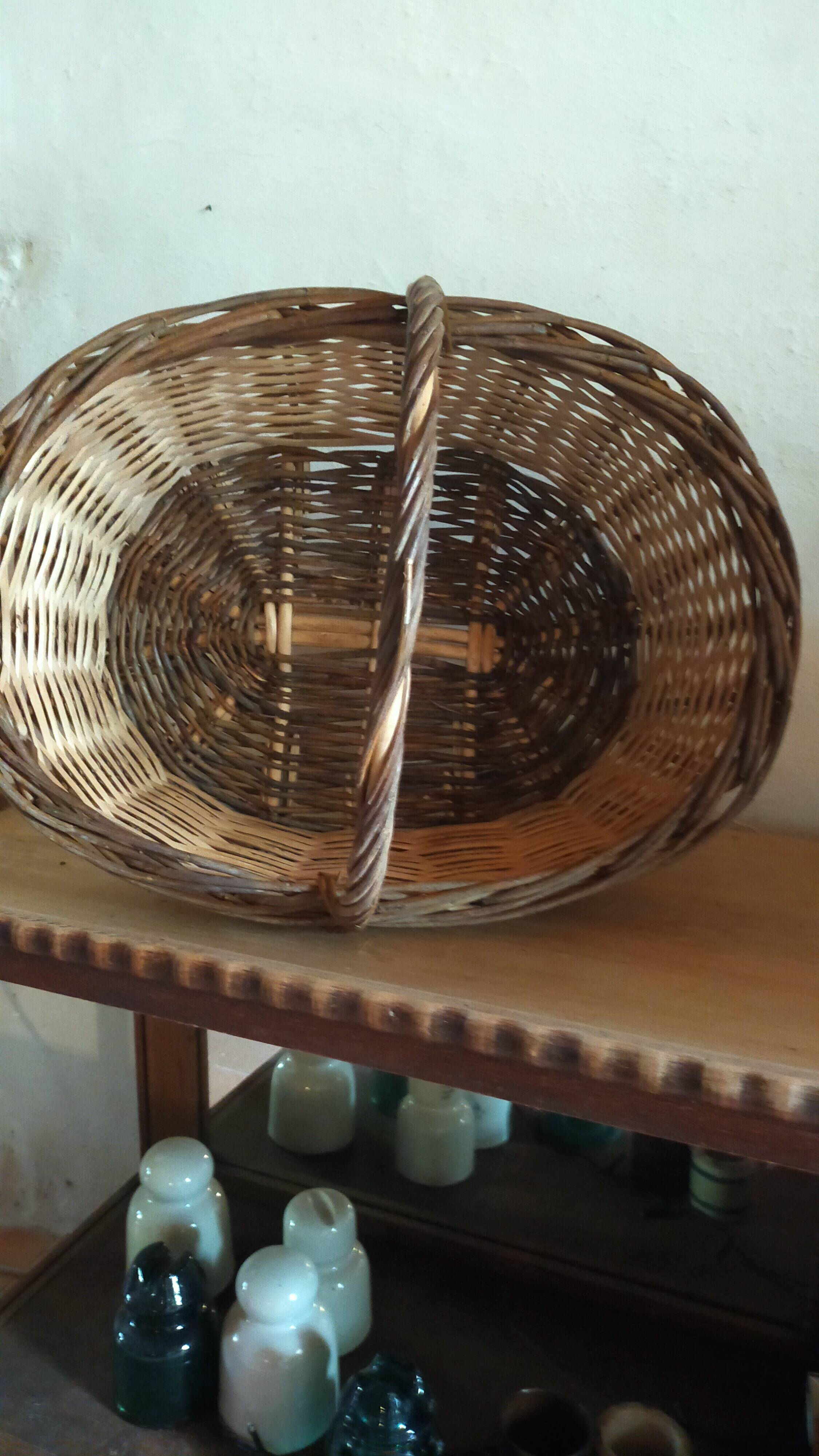 Wicker basket