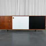 Enfilade en teck par HW Klein pour Bramin, Danemark, 1960