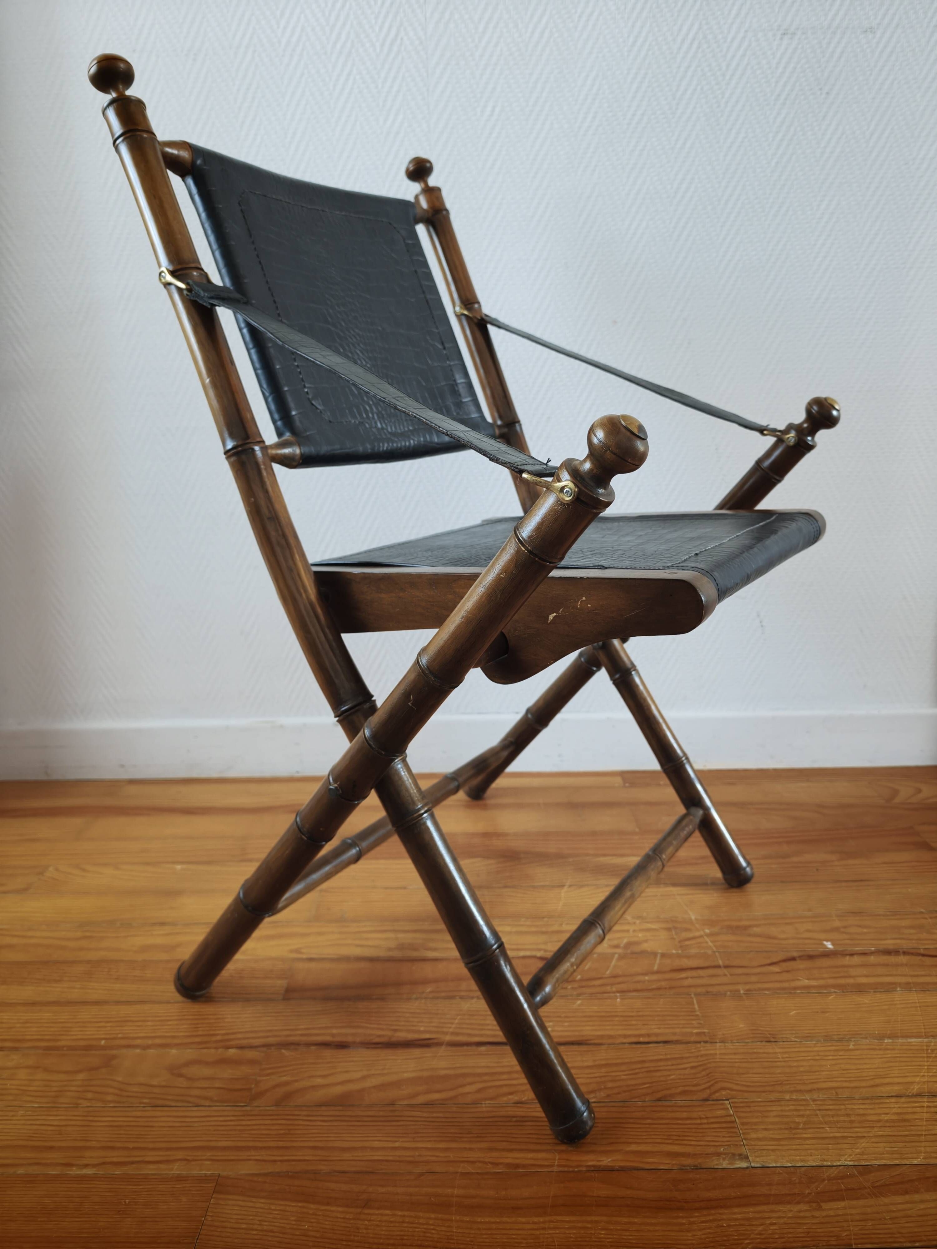 Pair of safari folding chairs in leather 1970-80
