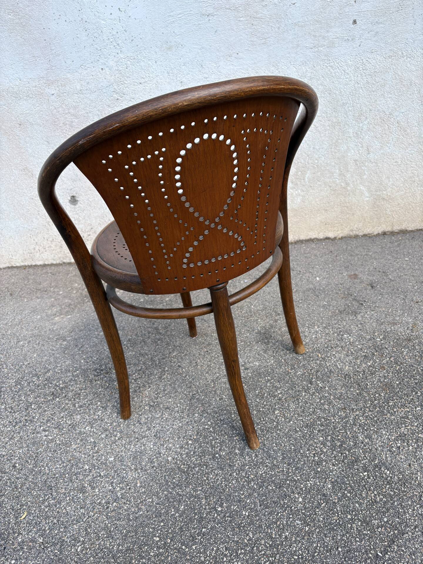 Thonet chair model 47