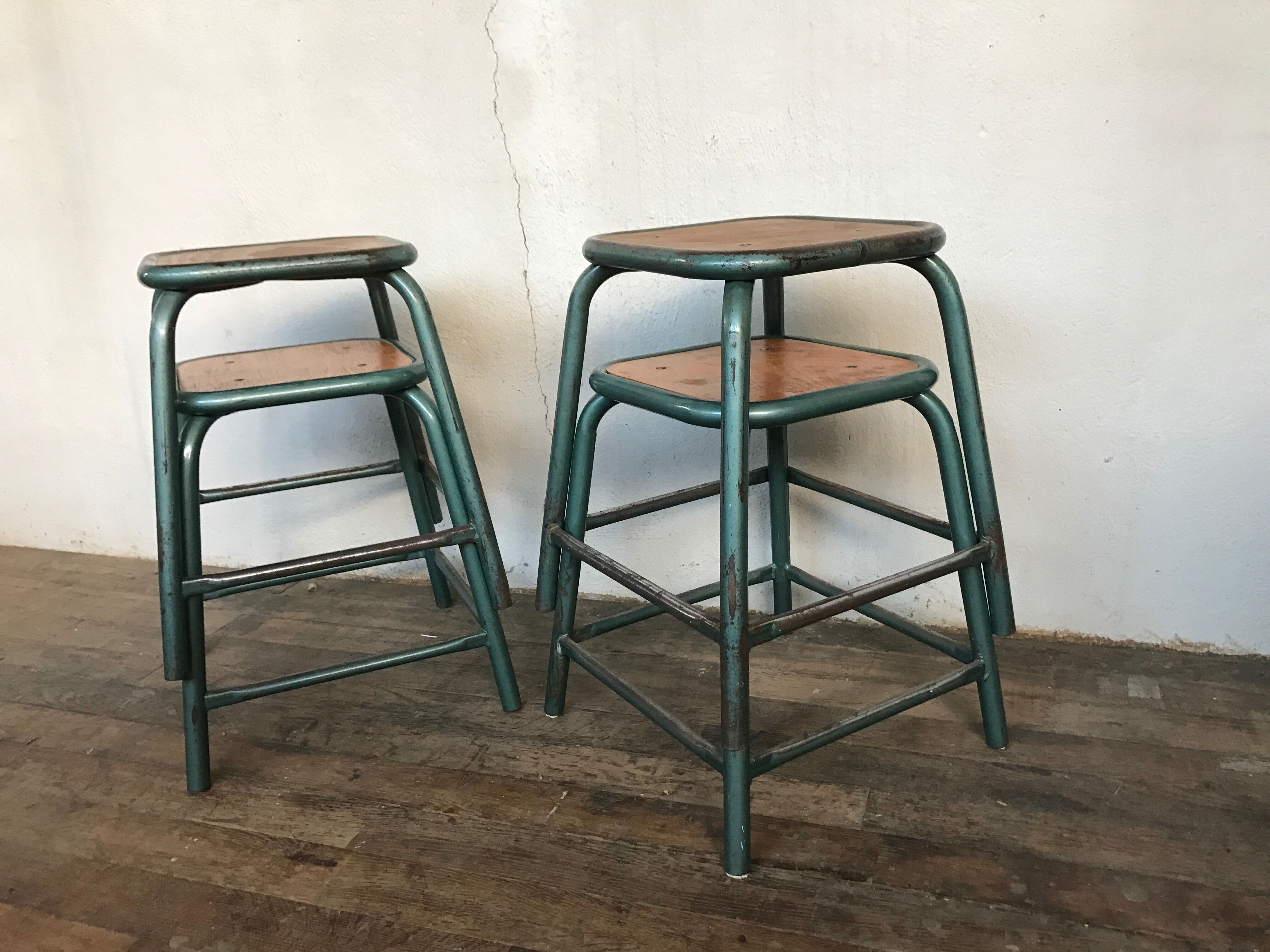 4 vintage green patina effect industrial deco 1950-60 school stools