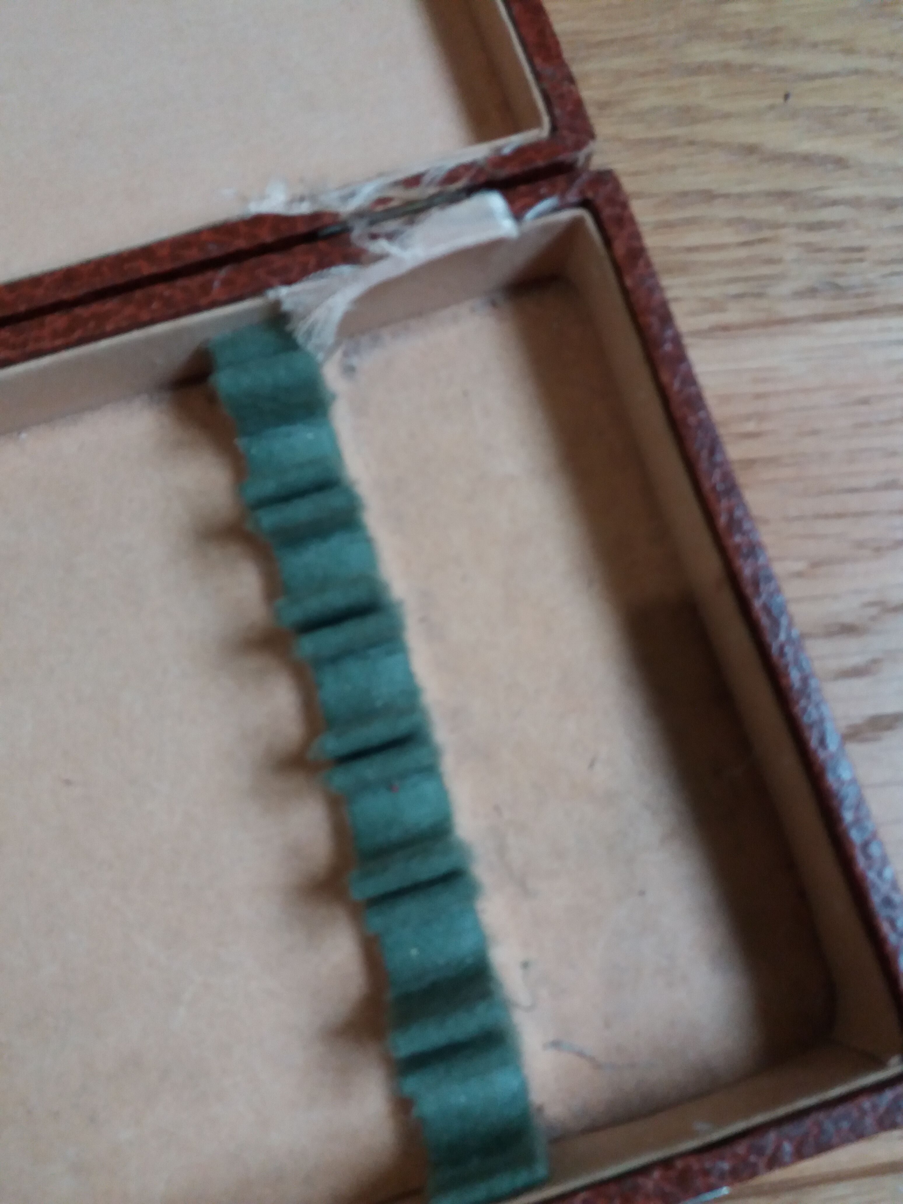Art Deco knives in their box