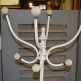 White patinated iron rotary coat holder