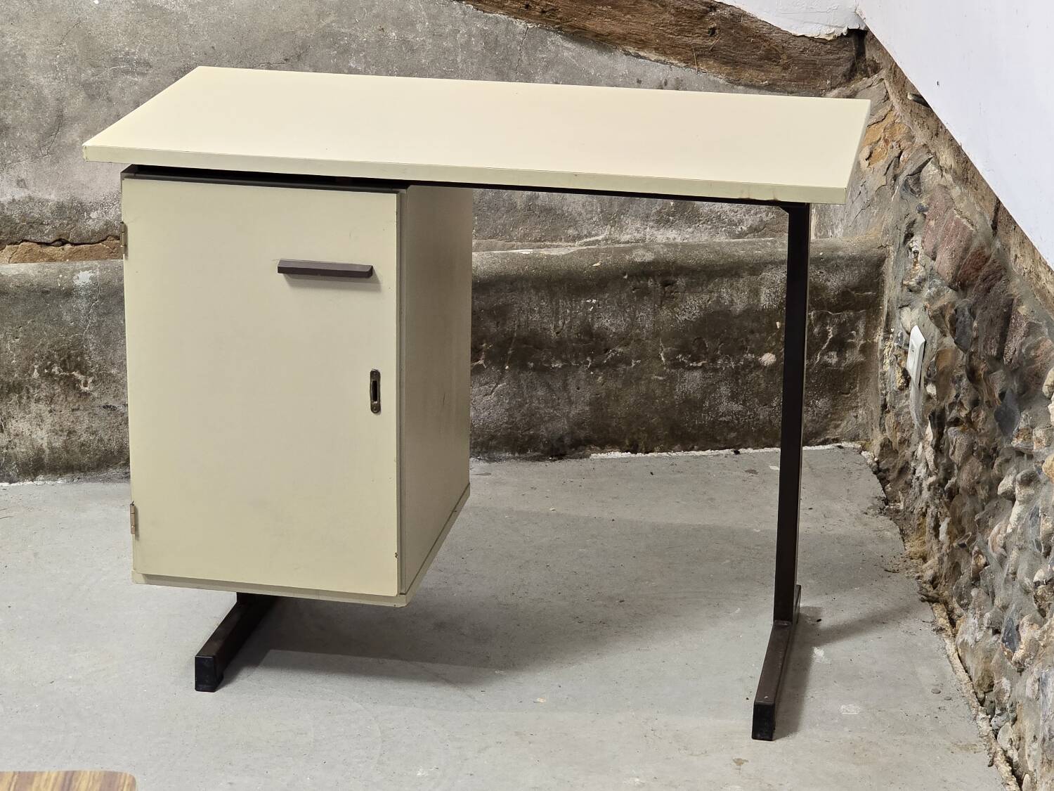 Beige Formica desk 1970