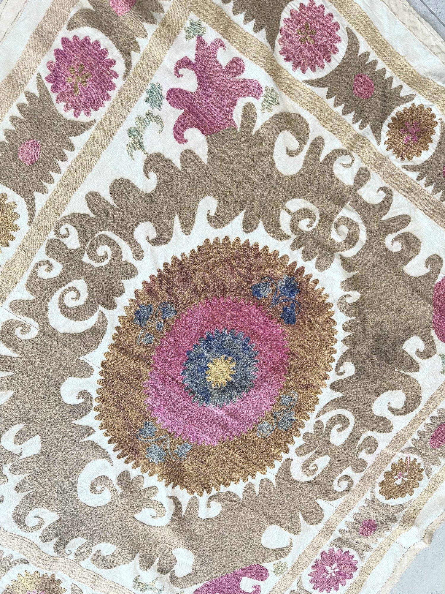 Vintage hand-embroidered tablecloth 121x133 cm