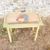 Old small side table in solid wood hand painted, rooster decoration
