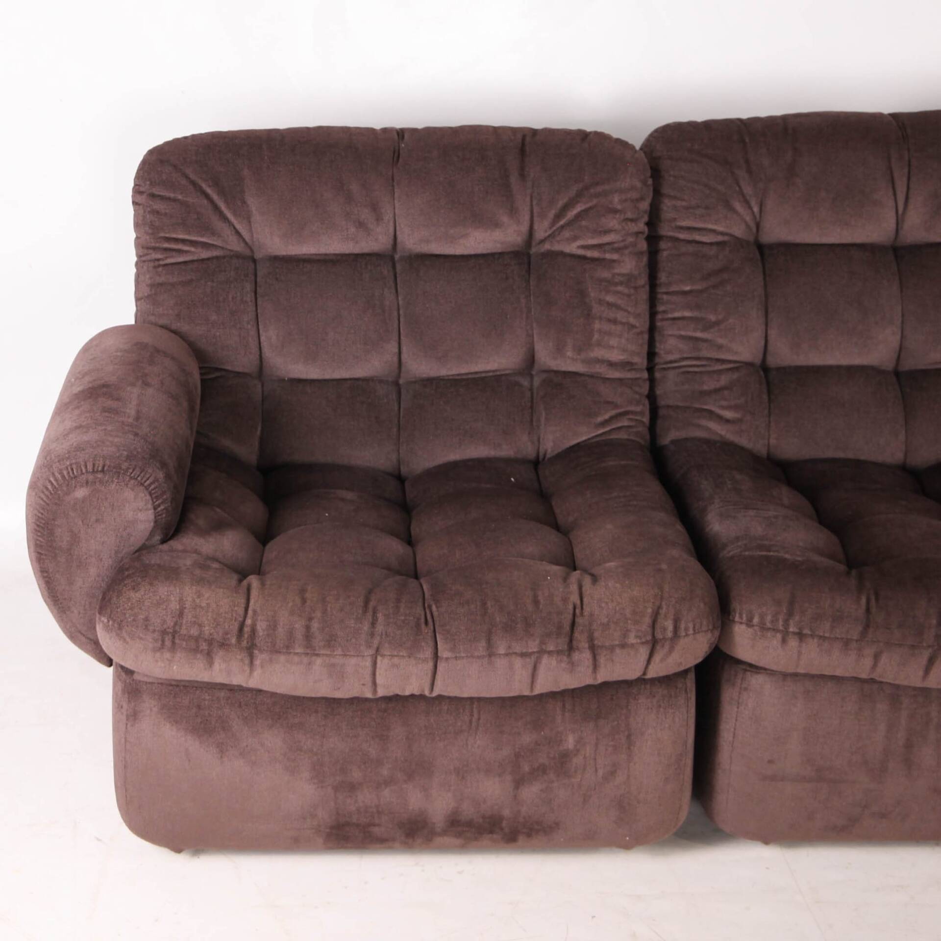 Modular fabric sofa