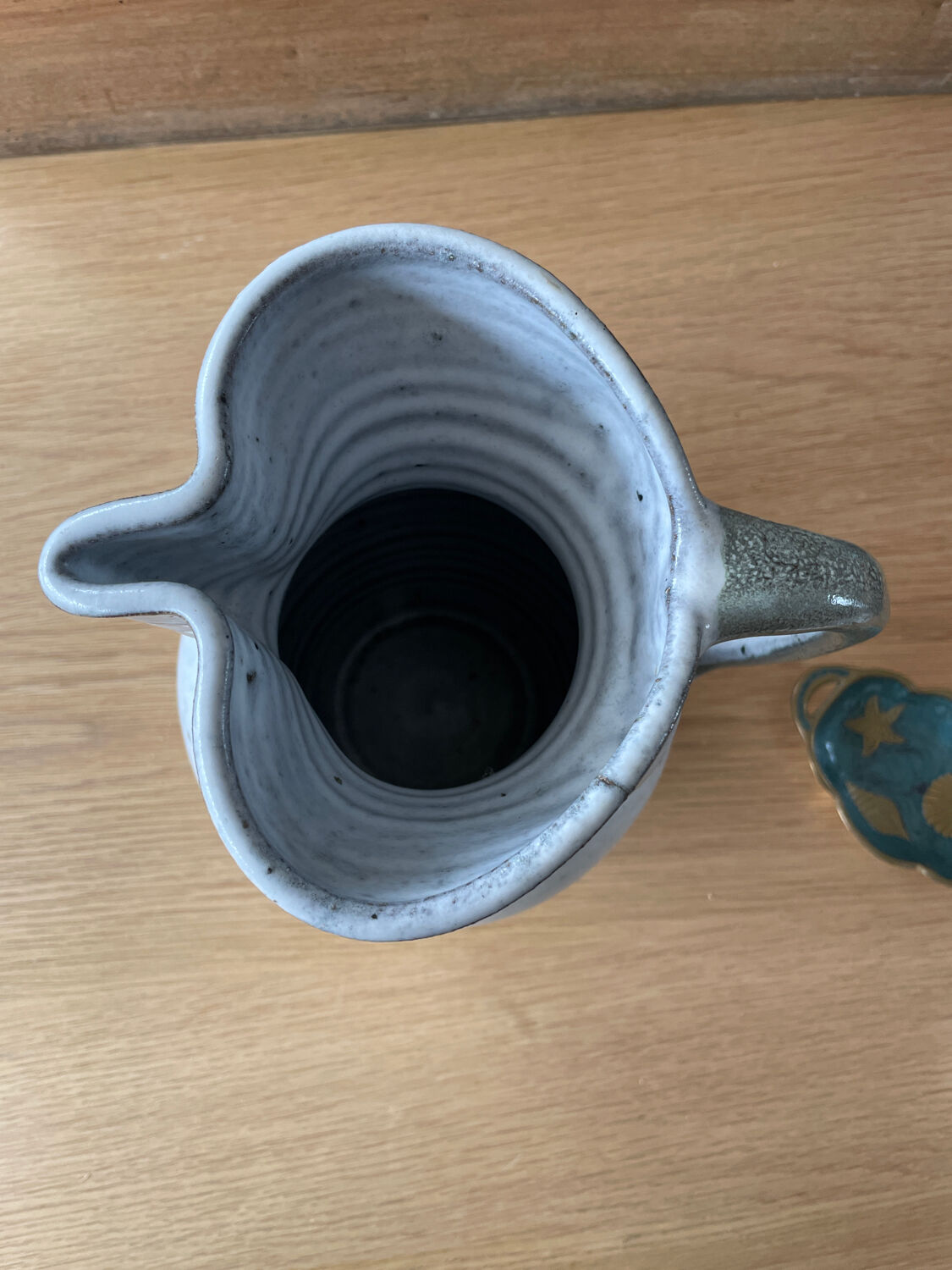Sandstone pitcher