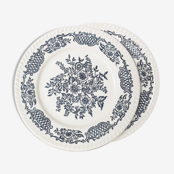 Vintage floral pattern plates
