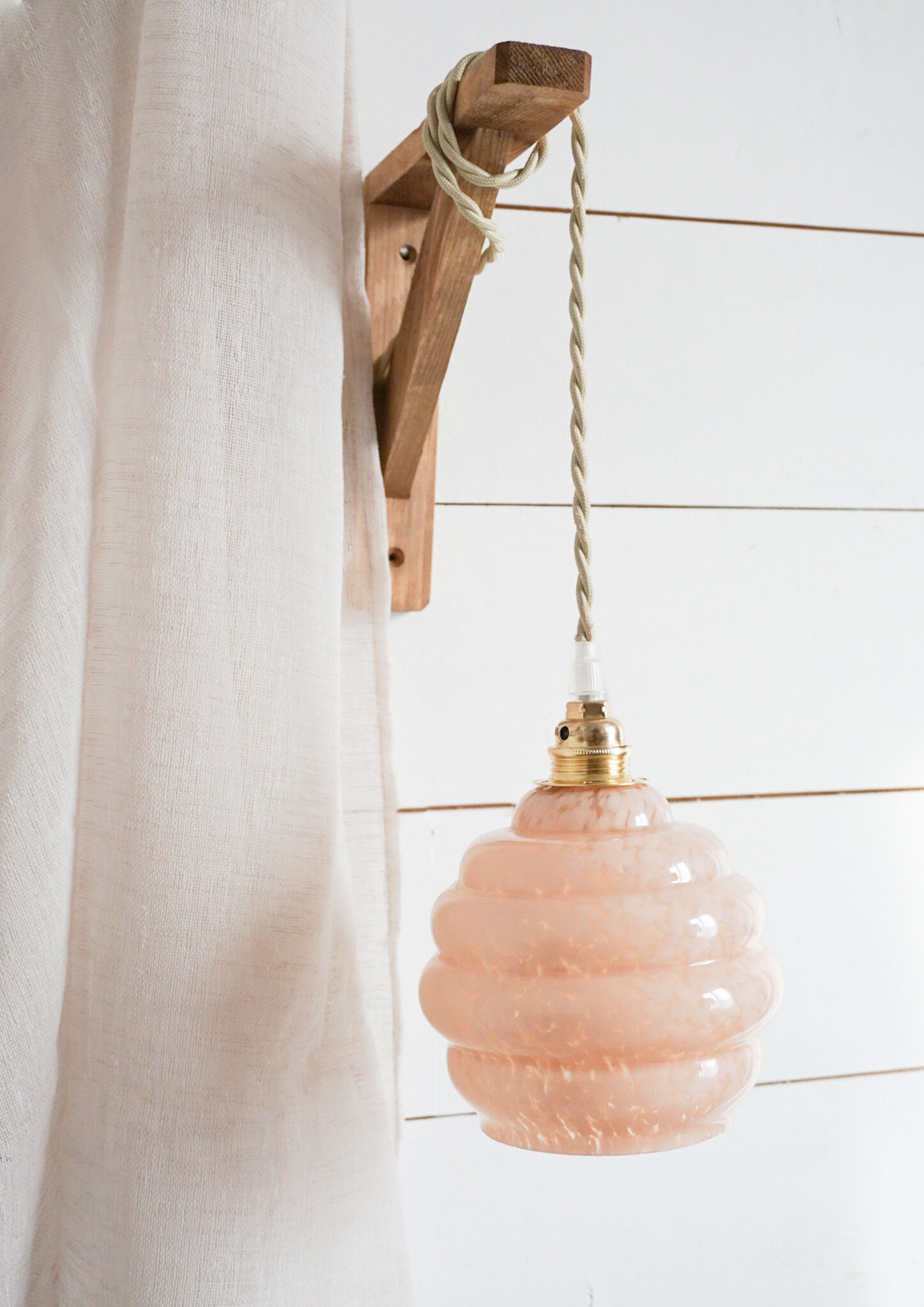 Suspension baladeuse verre de Clichy pink vintage