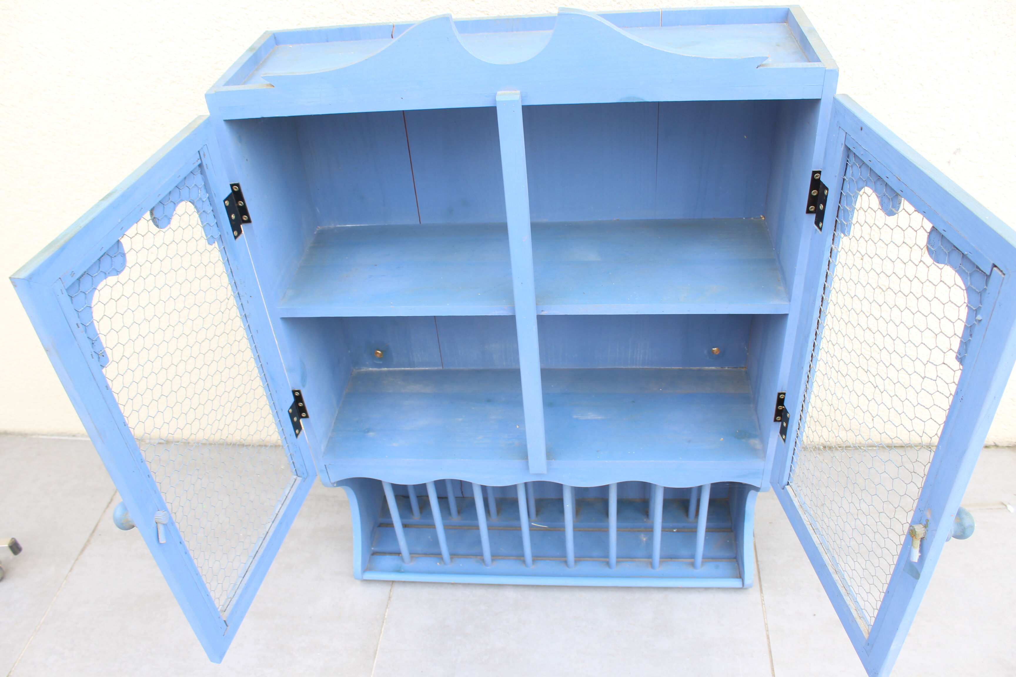 Kitchen cabinet wooden cupboard