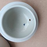 Porcelain coffee pot