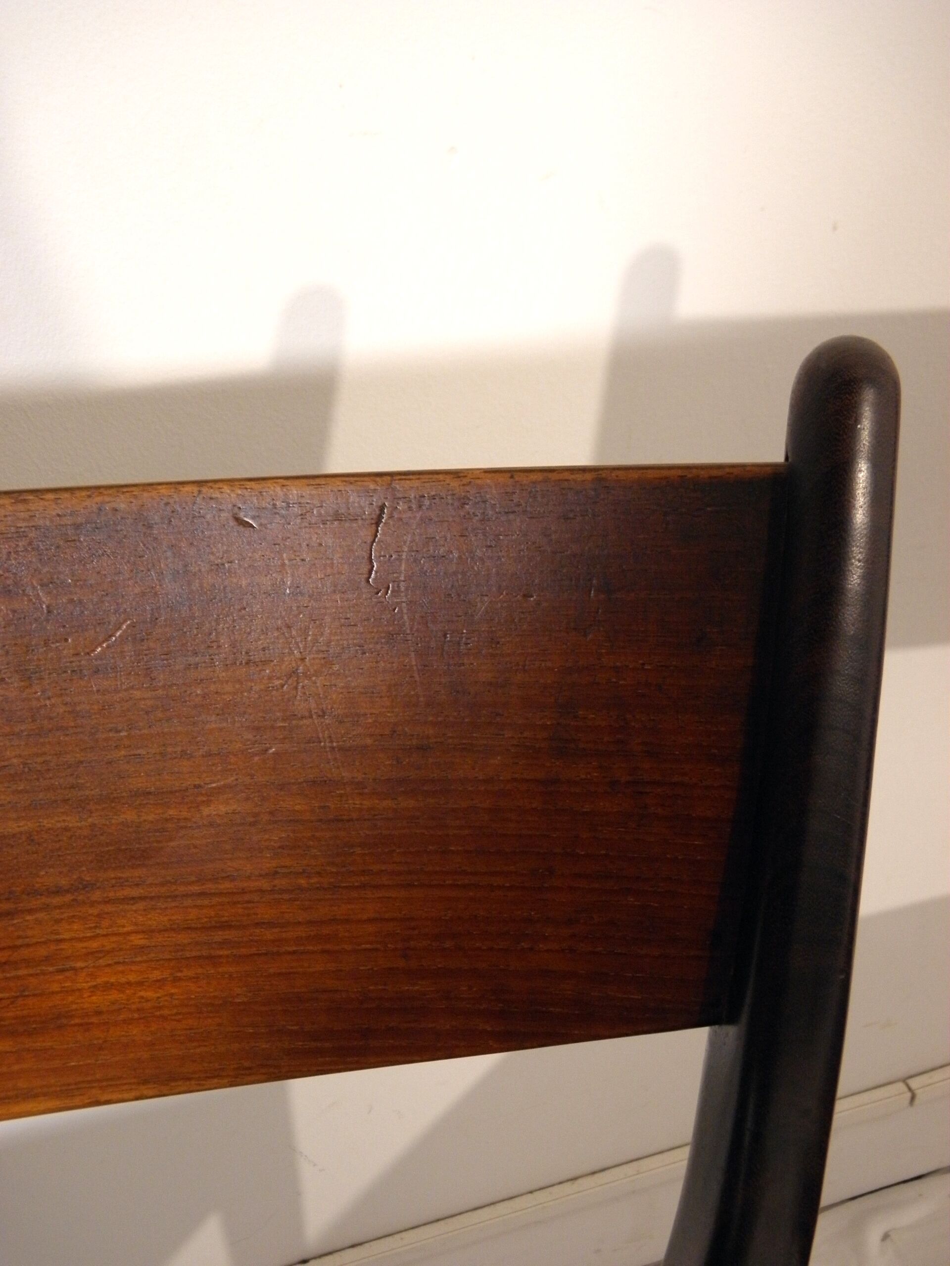 Lot of three Scandinavian teak chairs