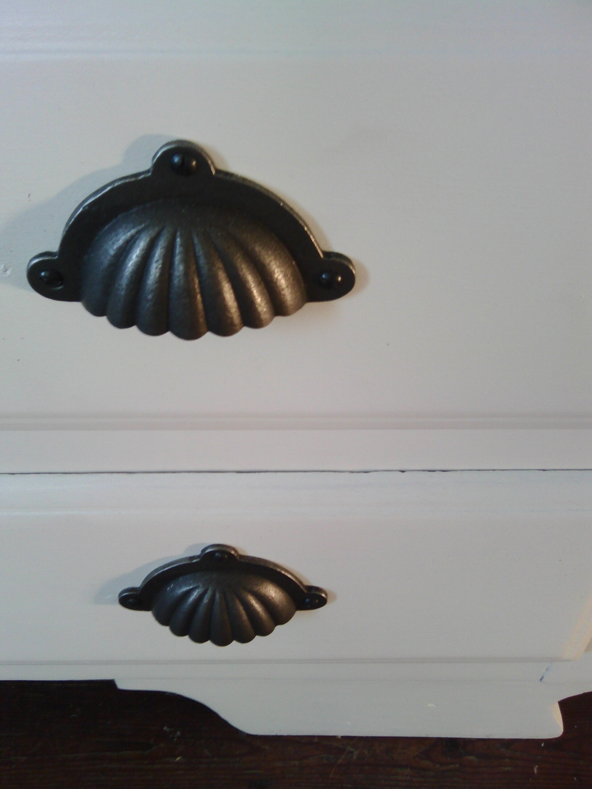 Art Deco 1930 chest of drawers