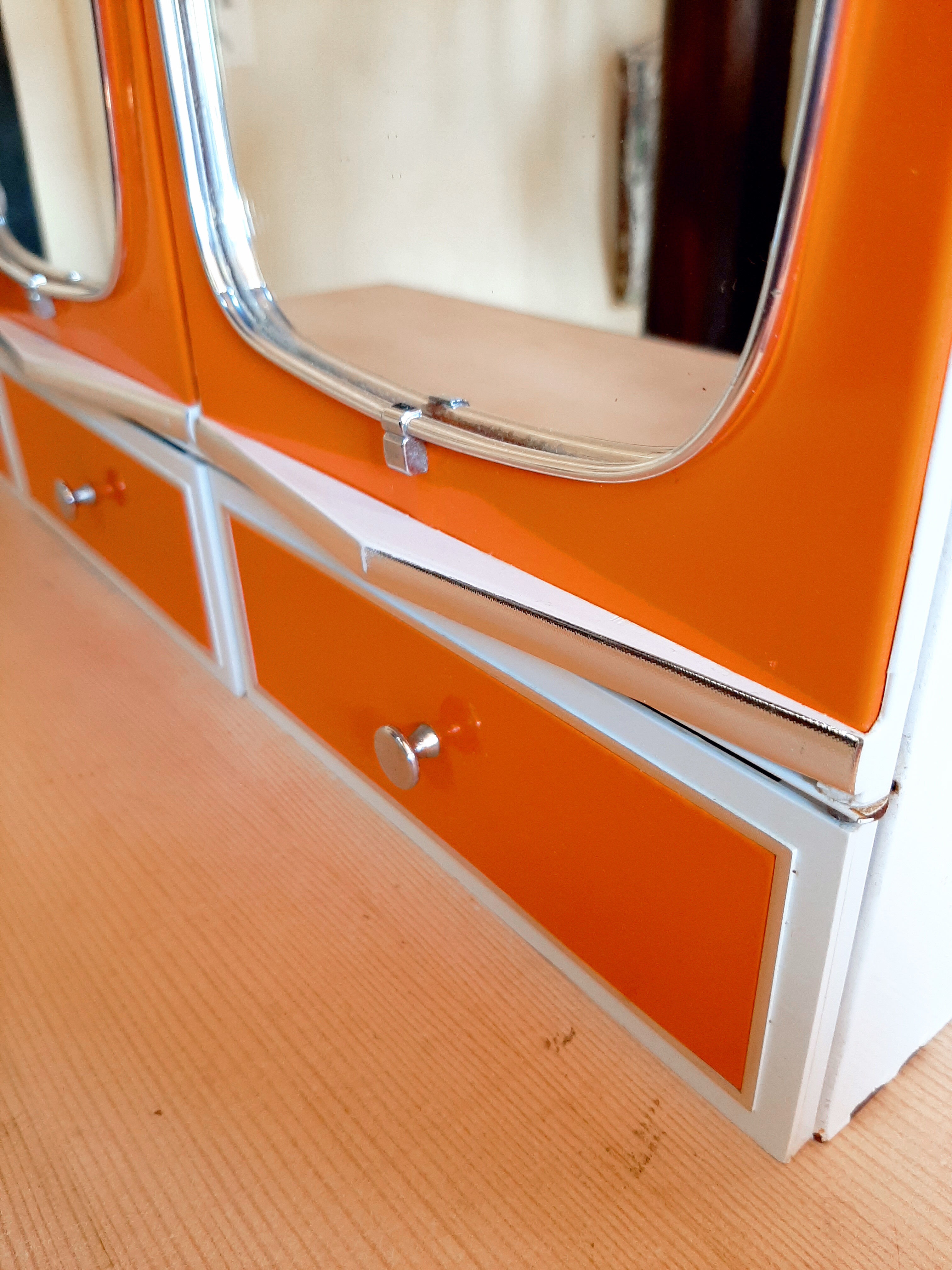 Armoire miroir de salle de bain 1970