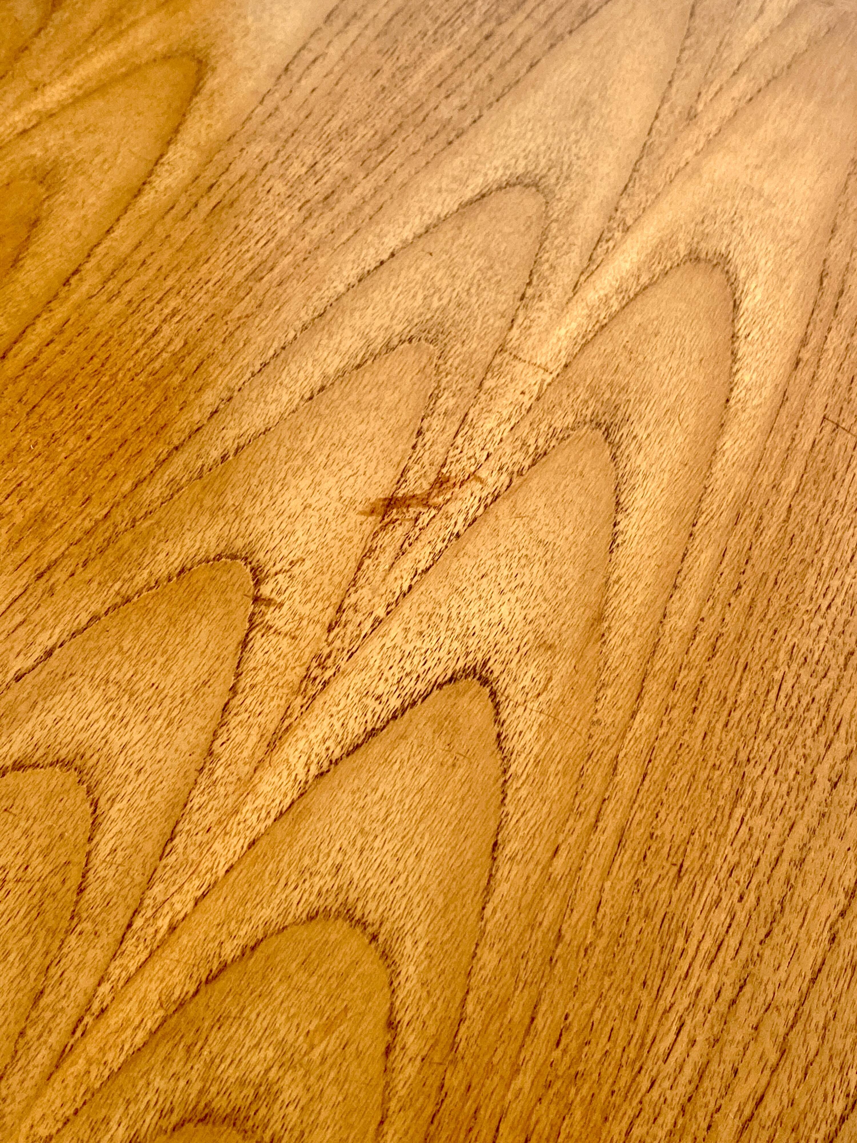 Extendable dining table in NATHAN teak