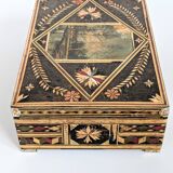 Boîte ancienne artisanale en marqueterie de paille, années 1920