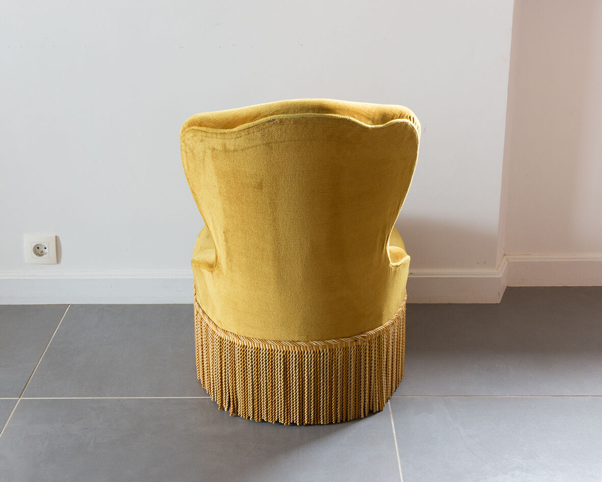 Gold toad chair