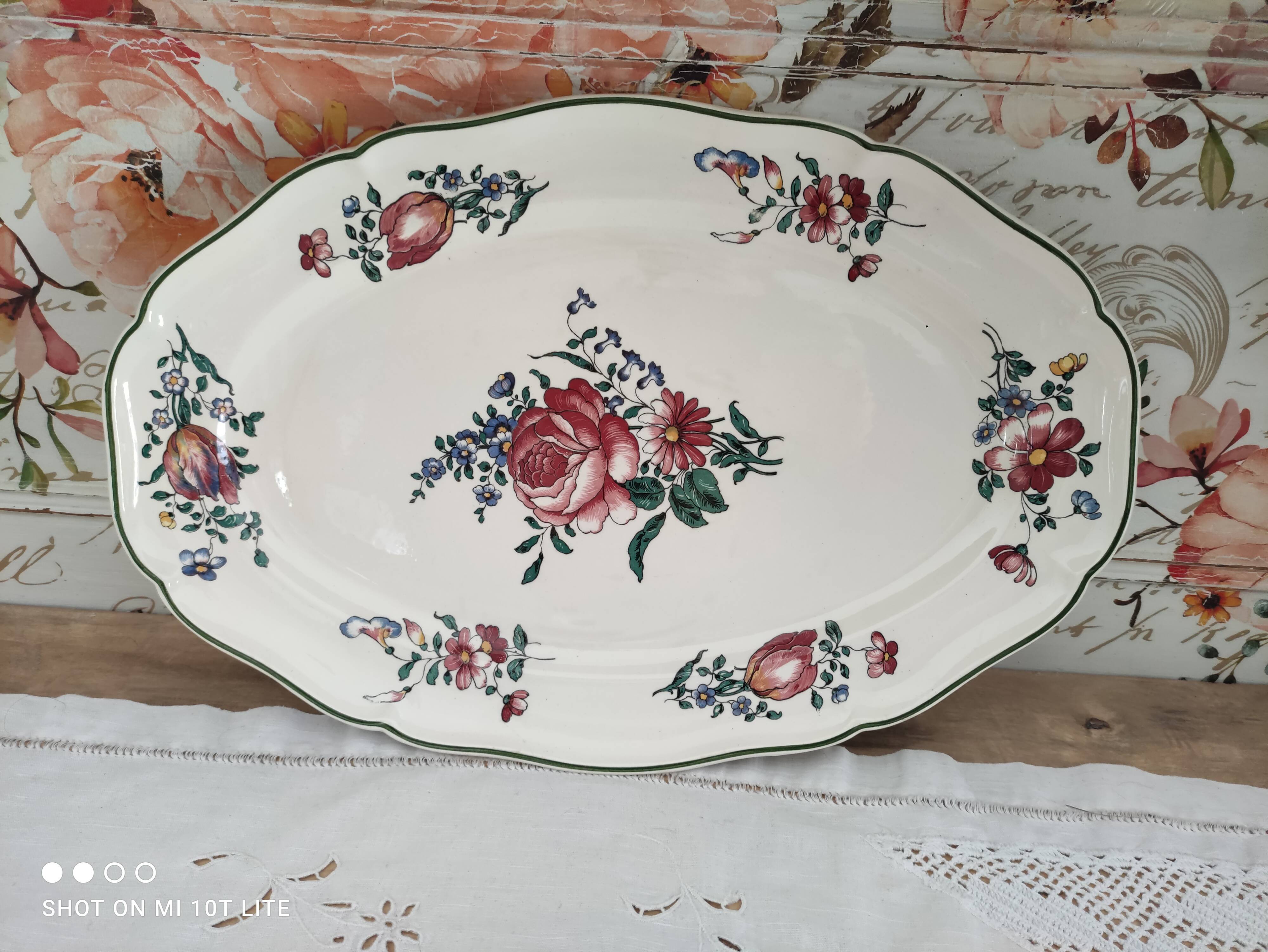Oval flat Villeroy & Boch model Mettlach