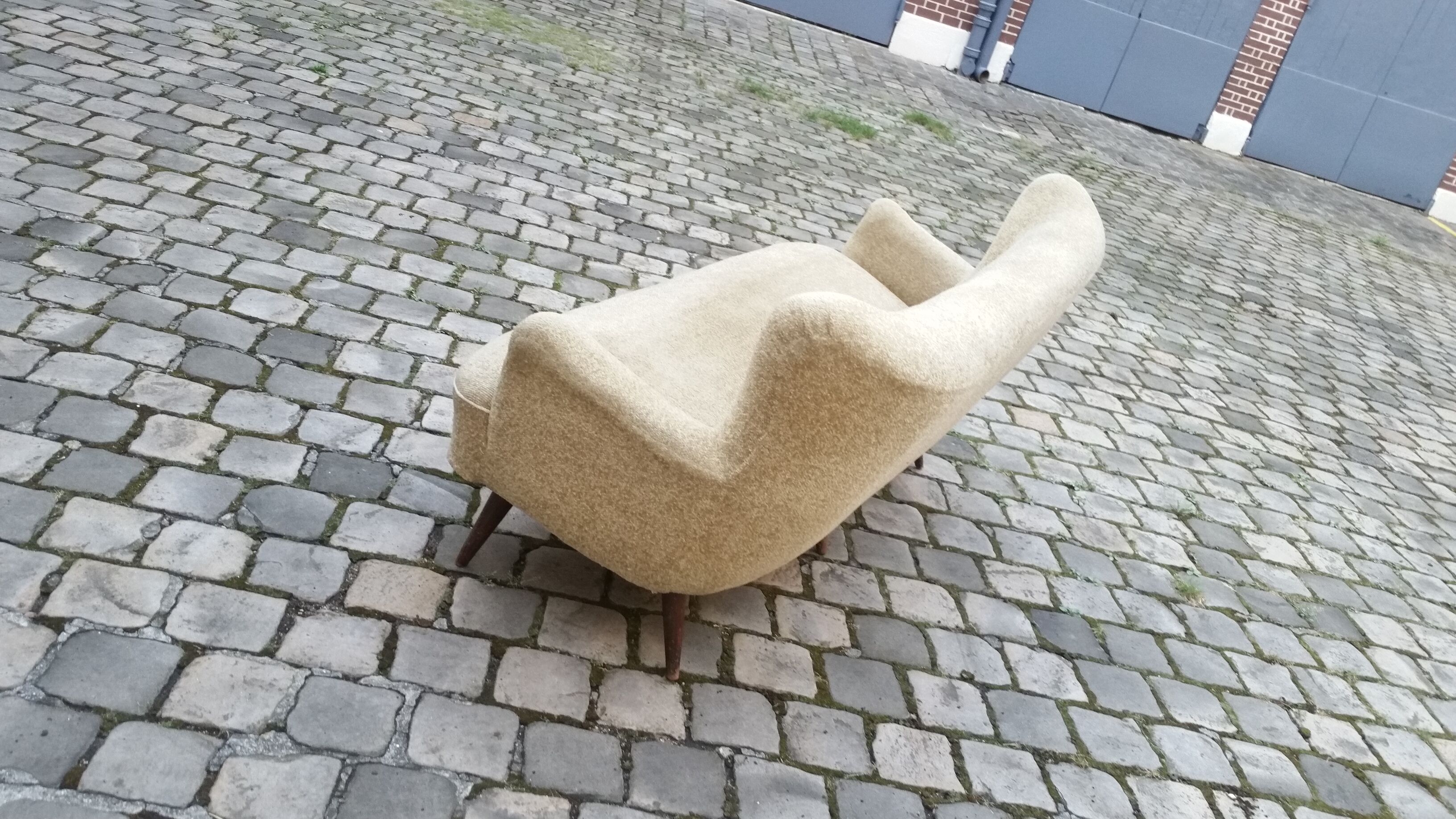 Couch sofa Club Wing EGG flesh organic year 50