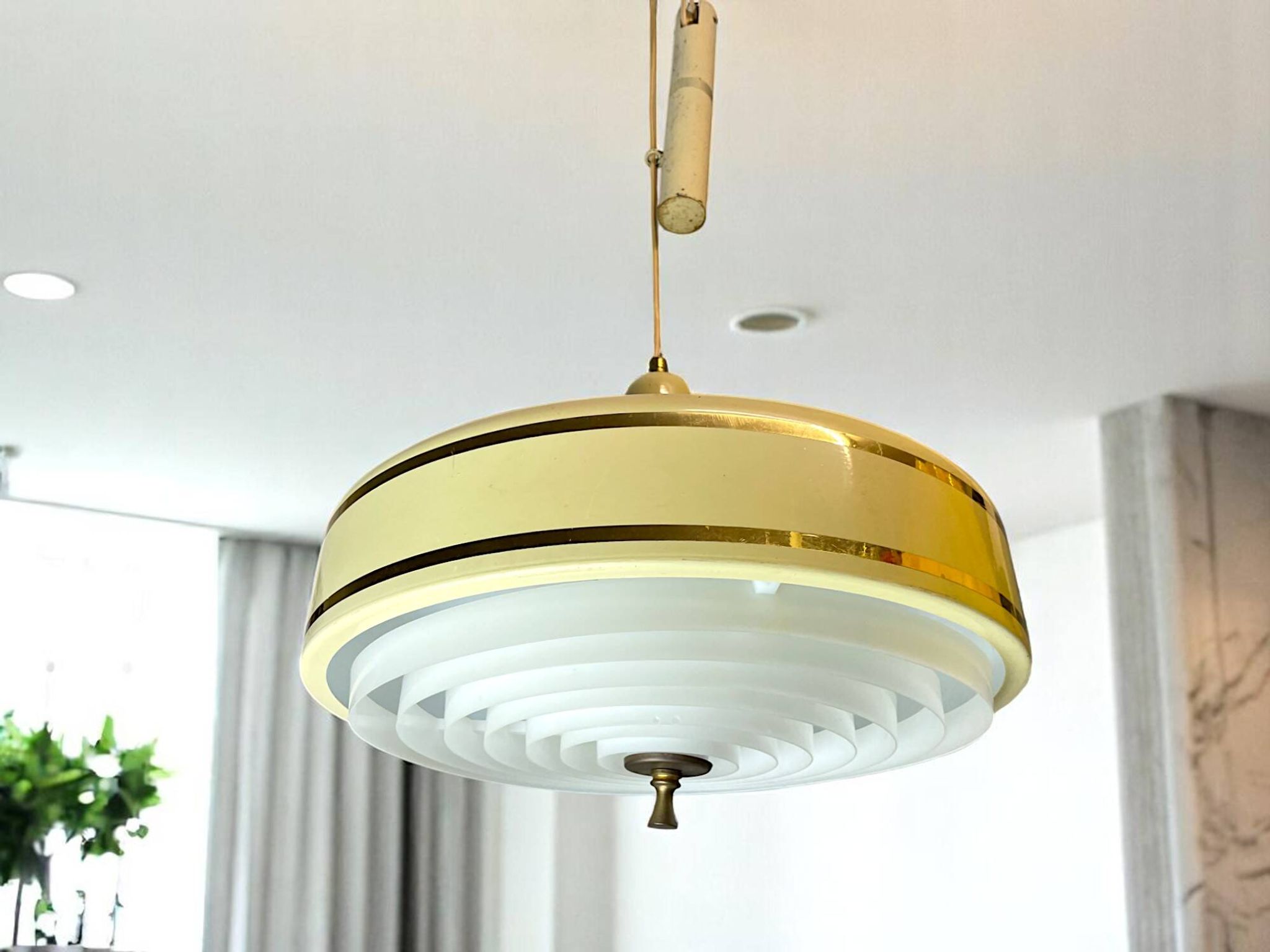 Lumière de plafond de cuisine à hauteur réglable de style danois moderne